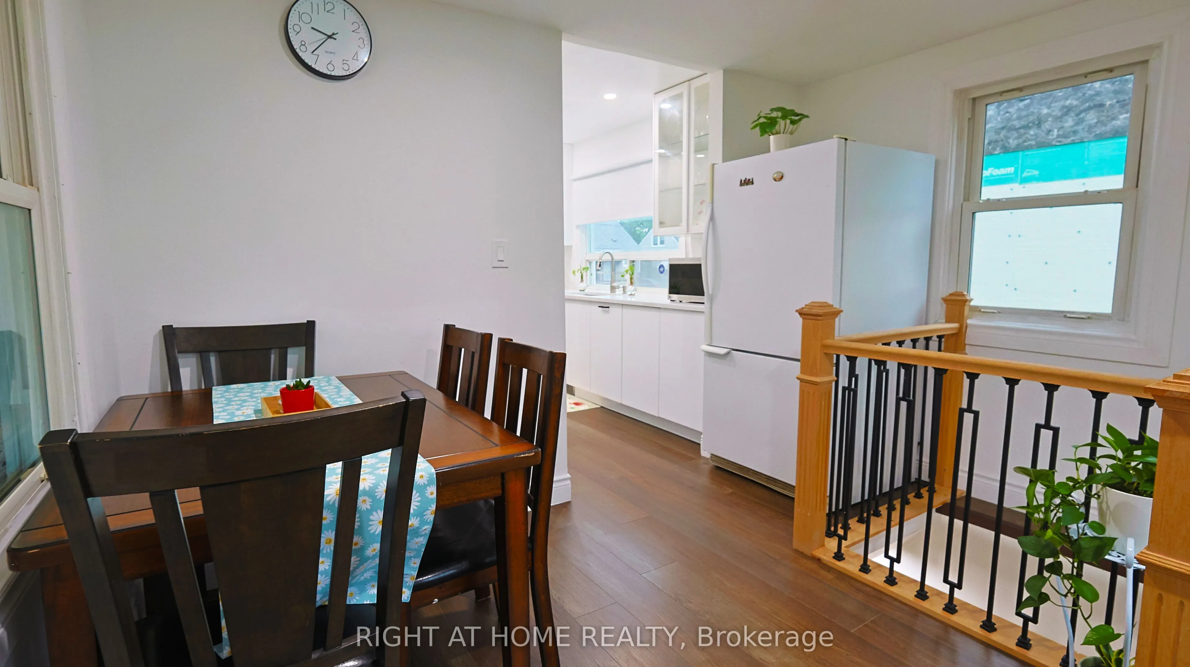 82 Normanhurst Avenue