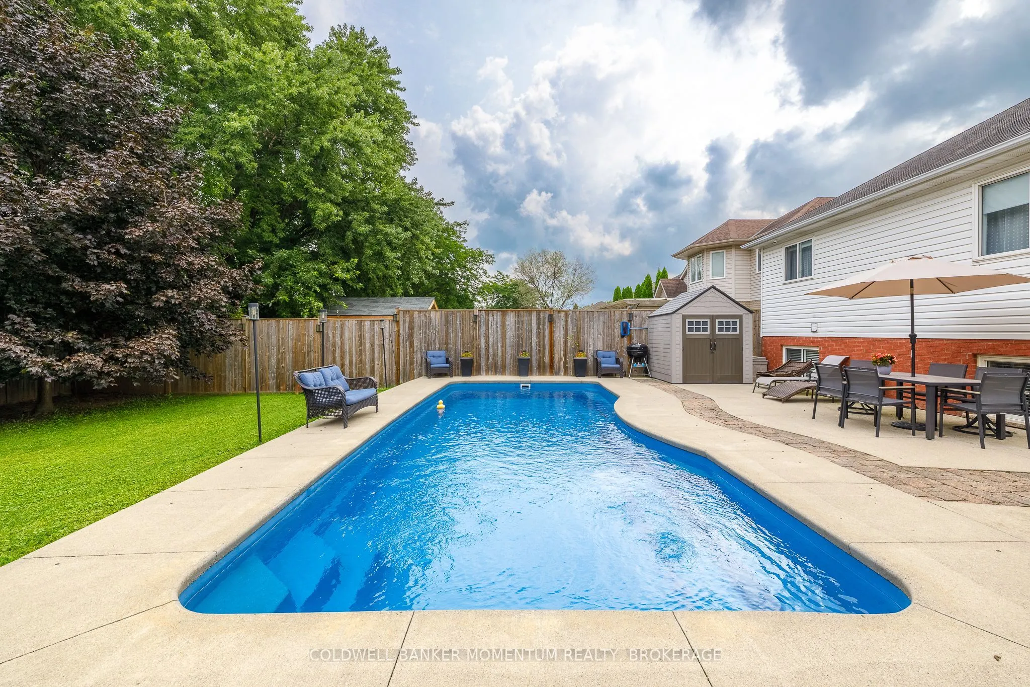 18 LORETTA Drive