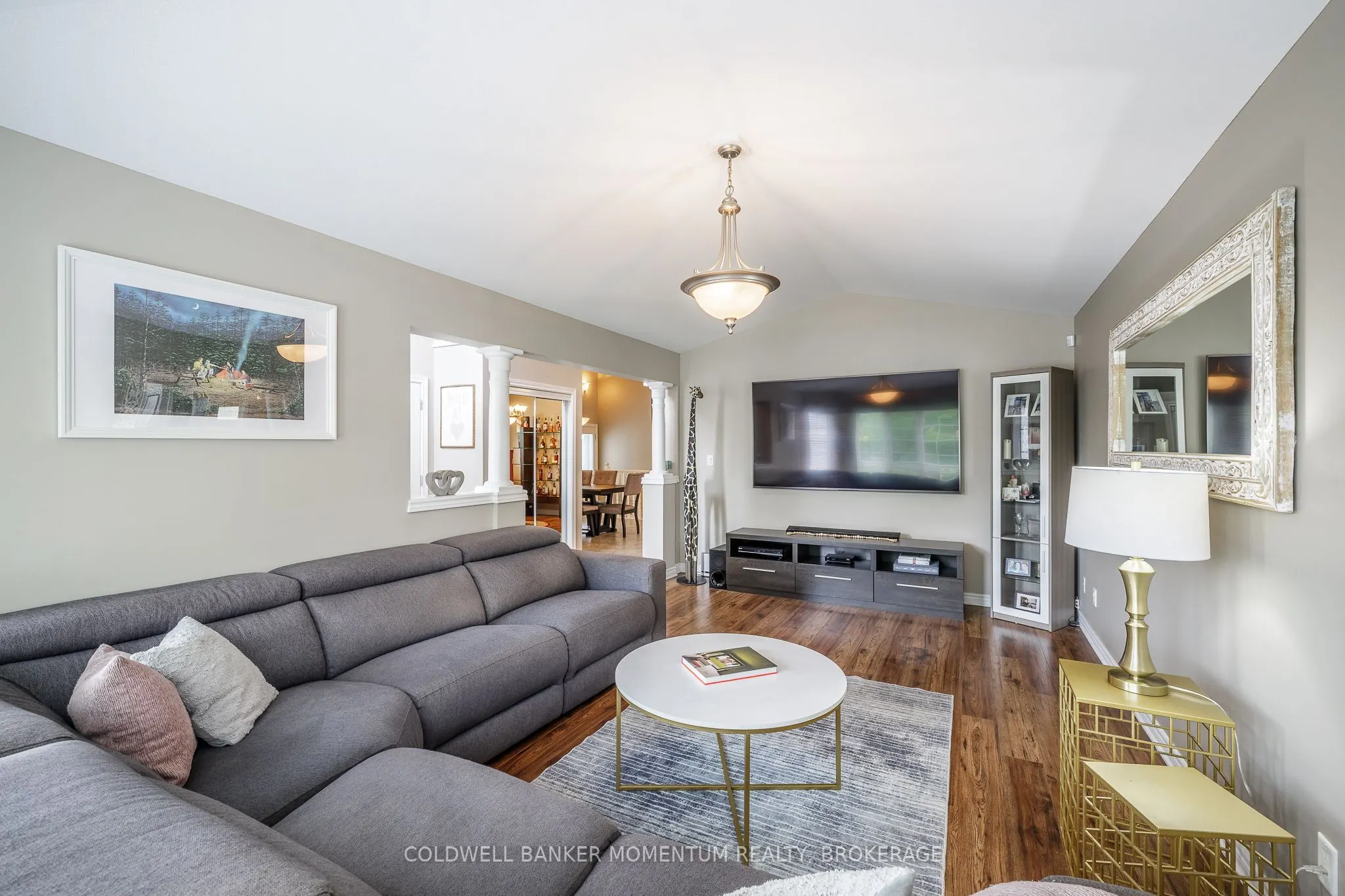 18 LORETTA Drive