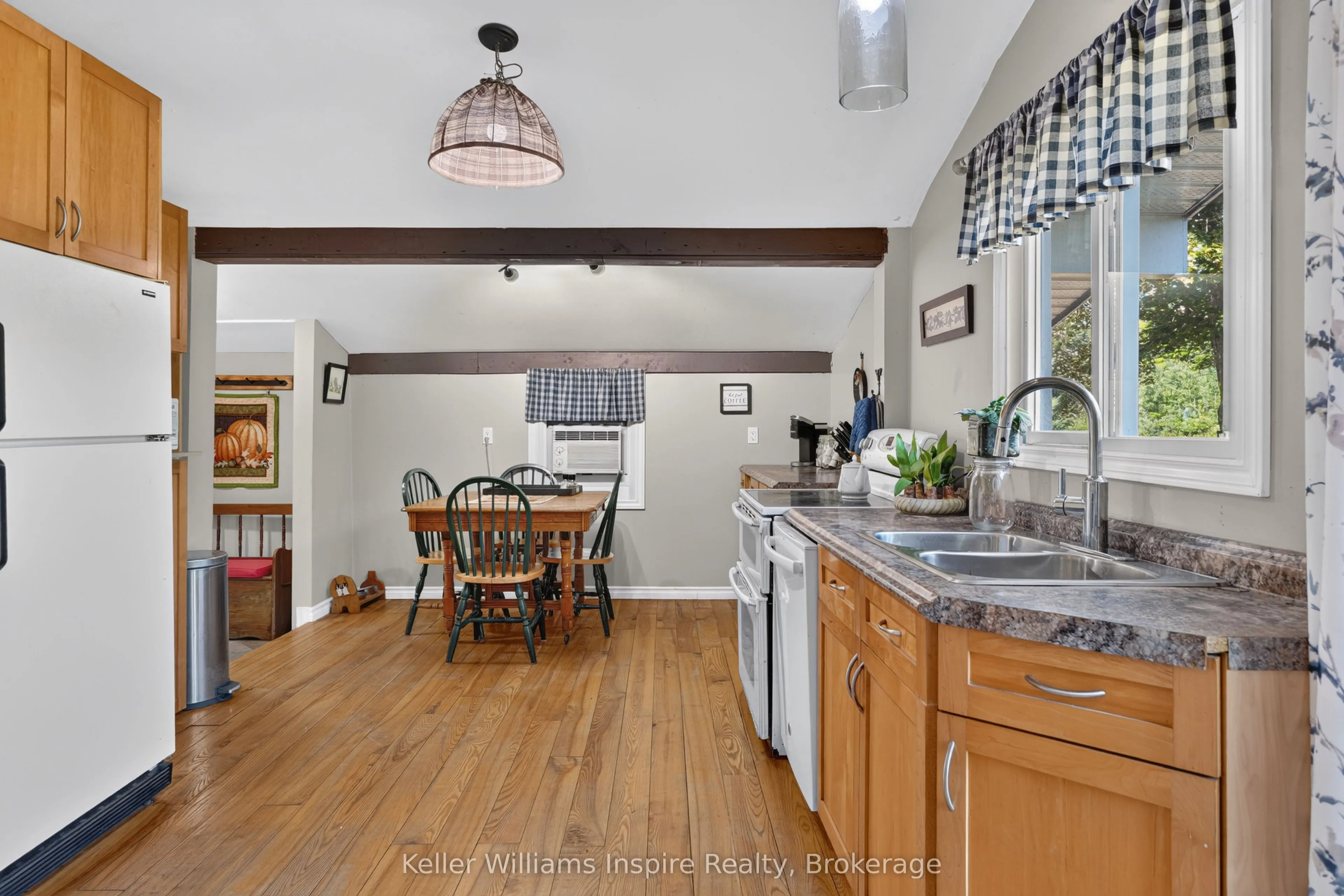 3044 LOOP Road