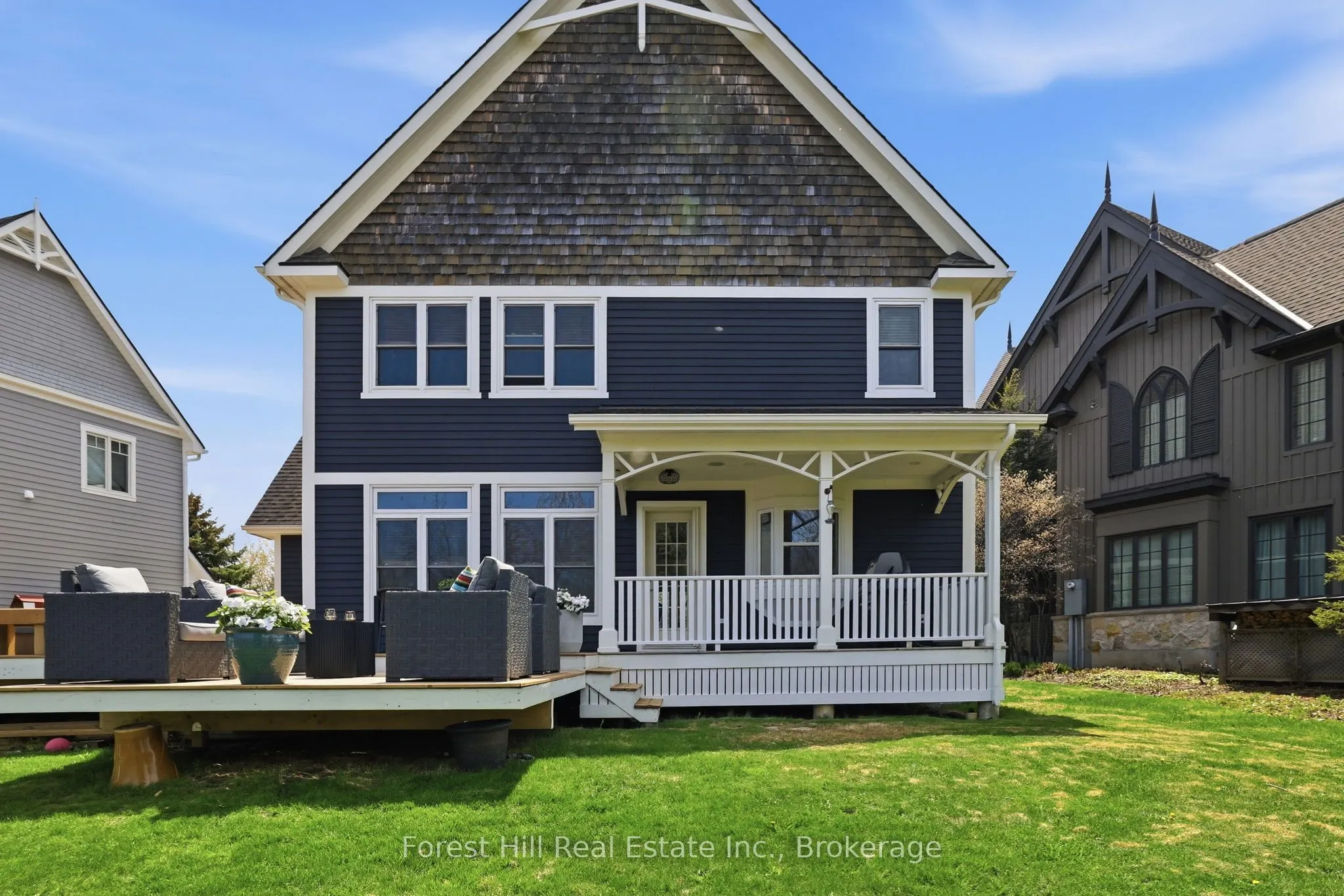 156 Snowbridge Way