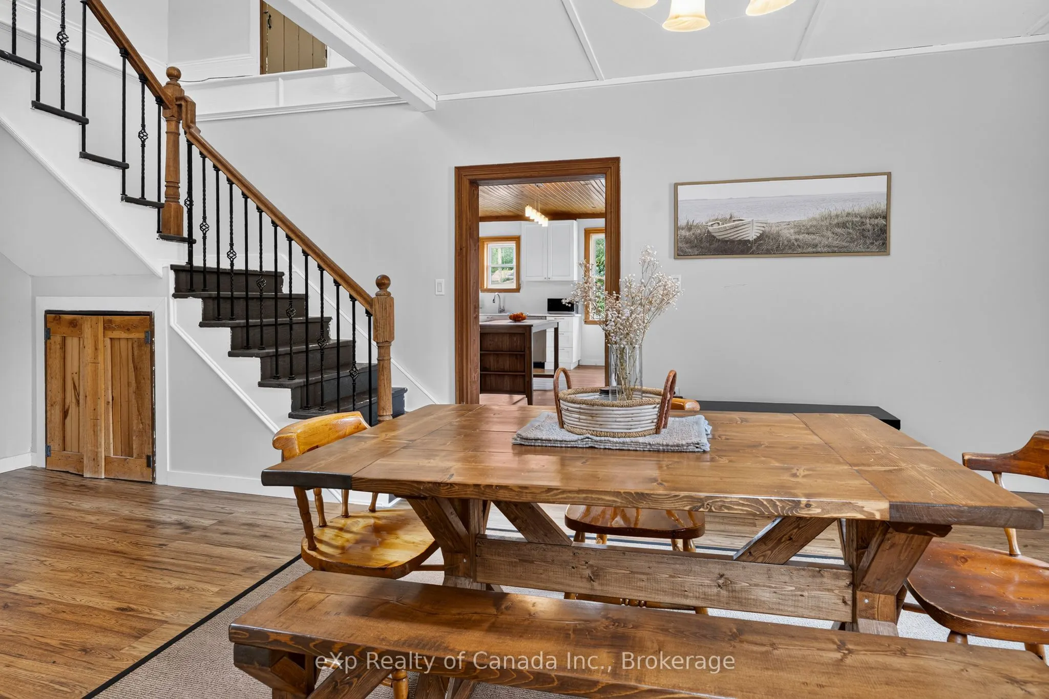 24 STOVER Street S