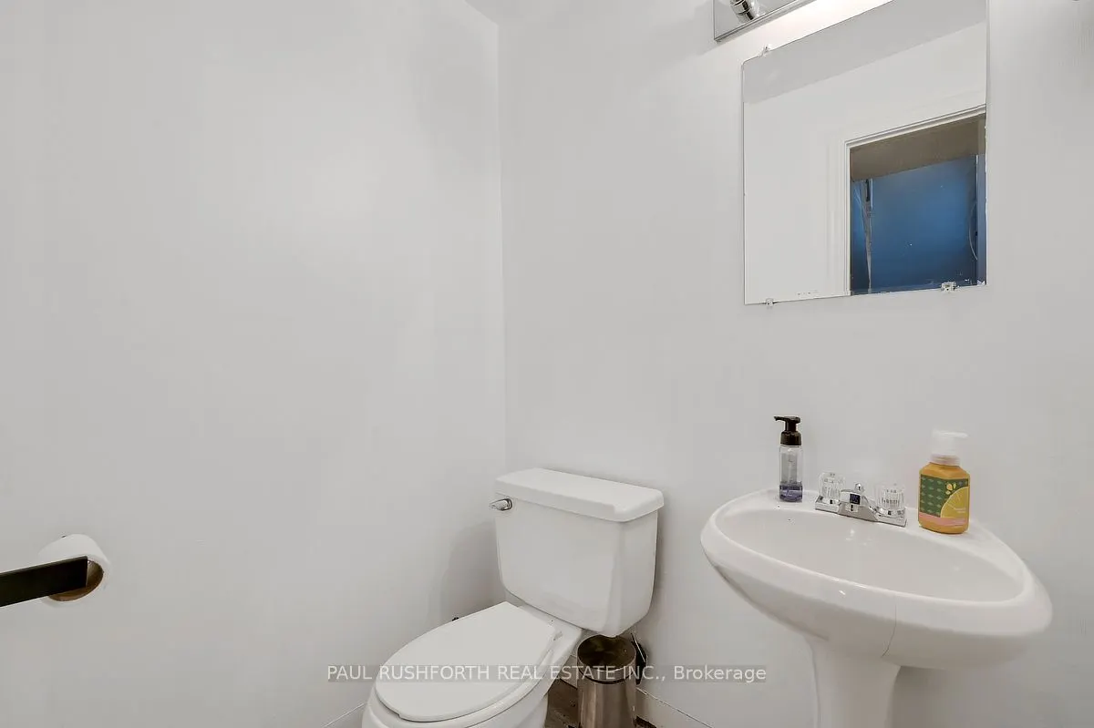 5 Sonnet Crescent #D