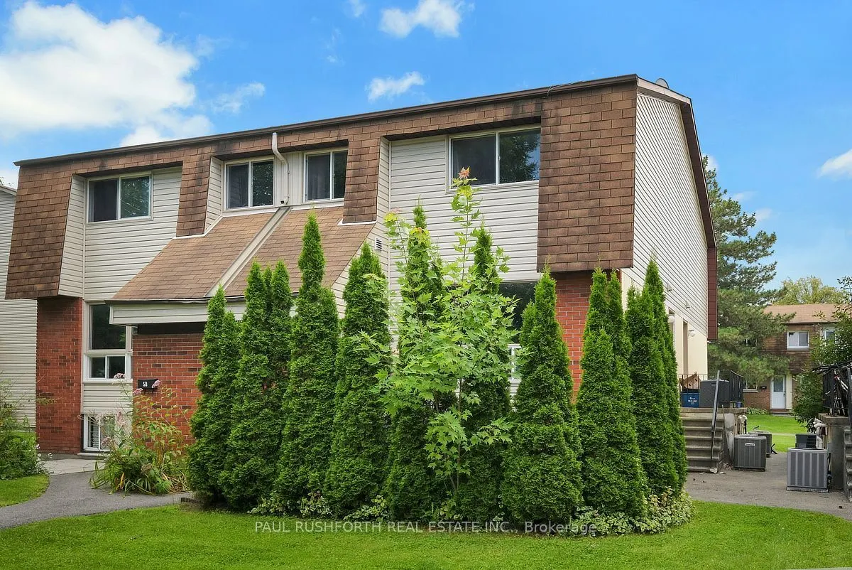 5 Sonnet Crescent #D