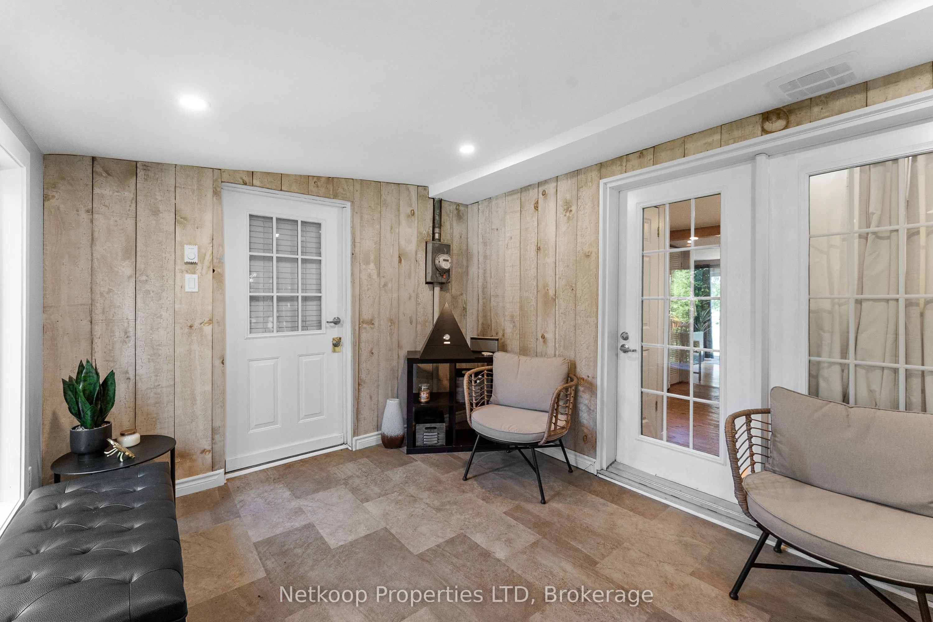 2824 Barts Lane