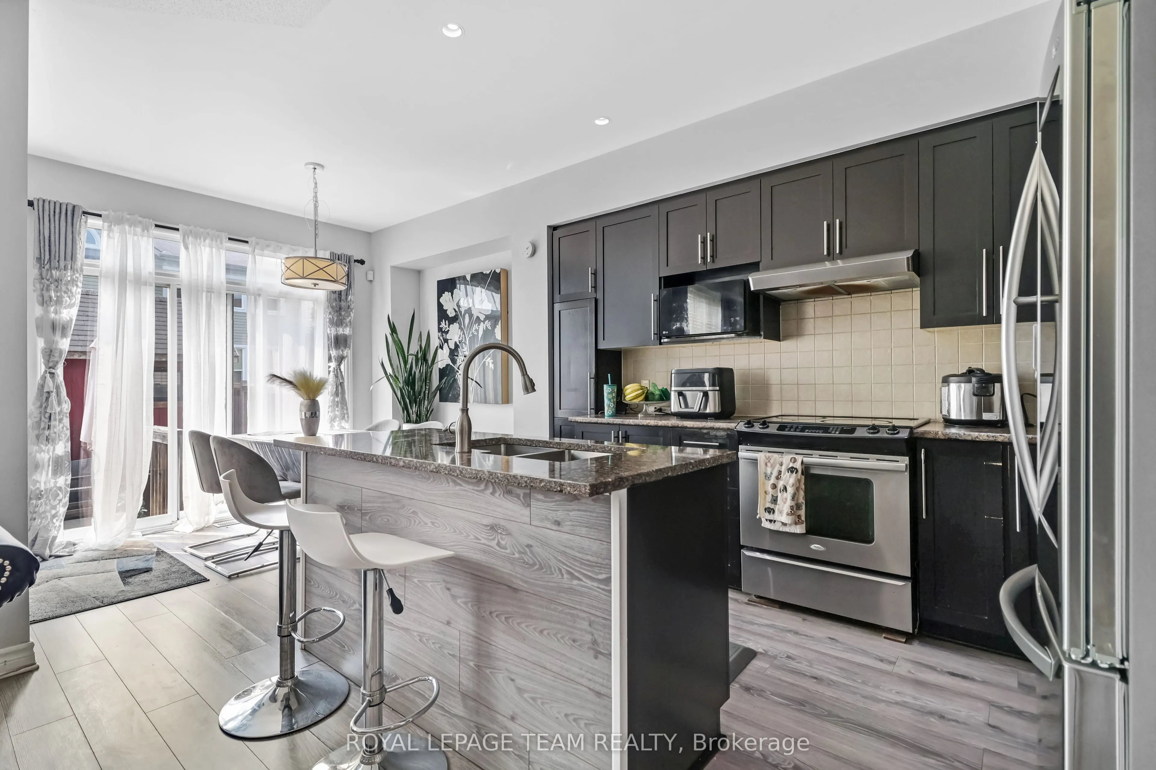 2224 Angelica Avenue