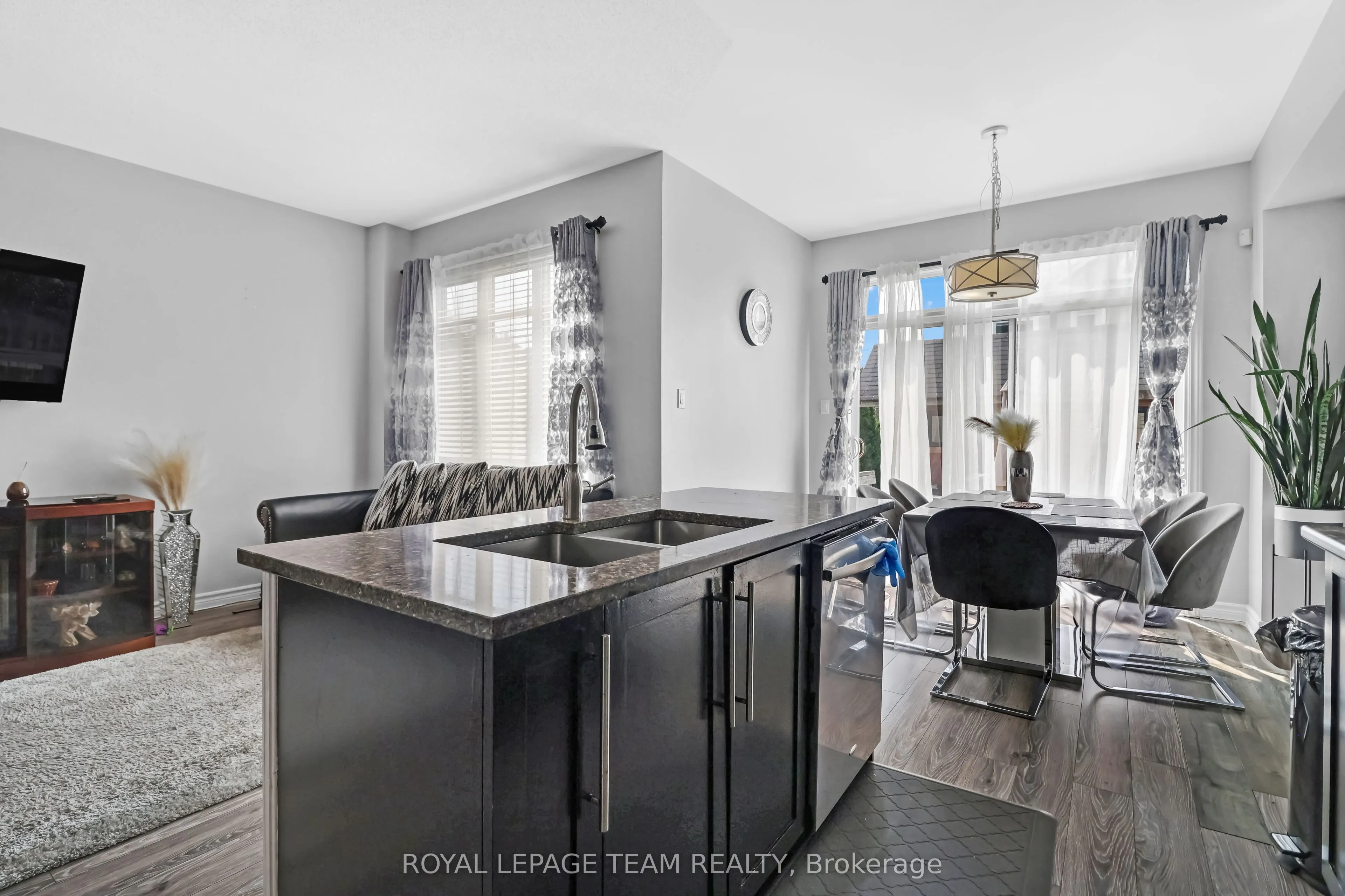 2224 Angelica Avenue