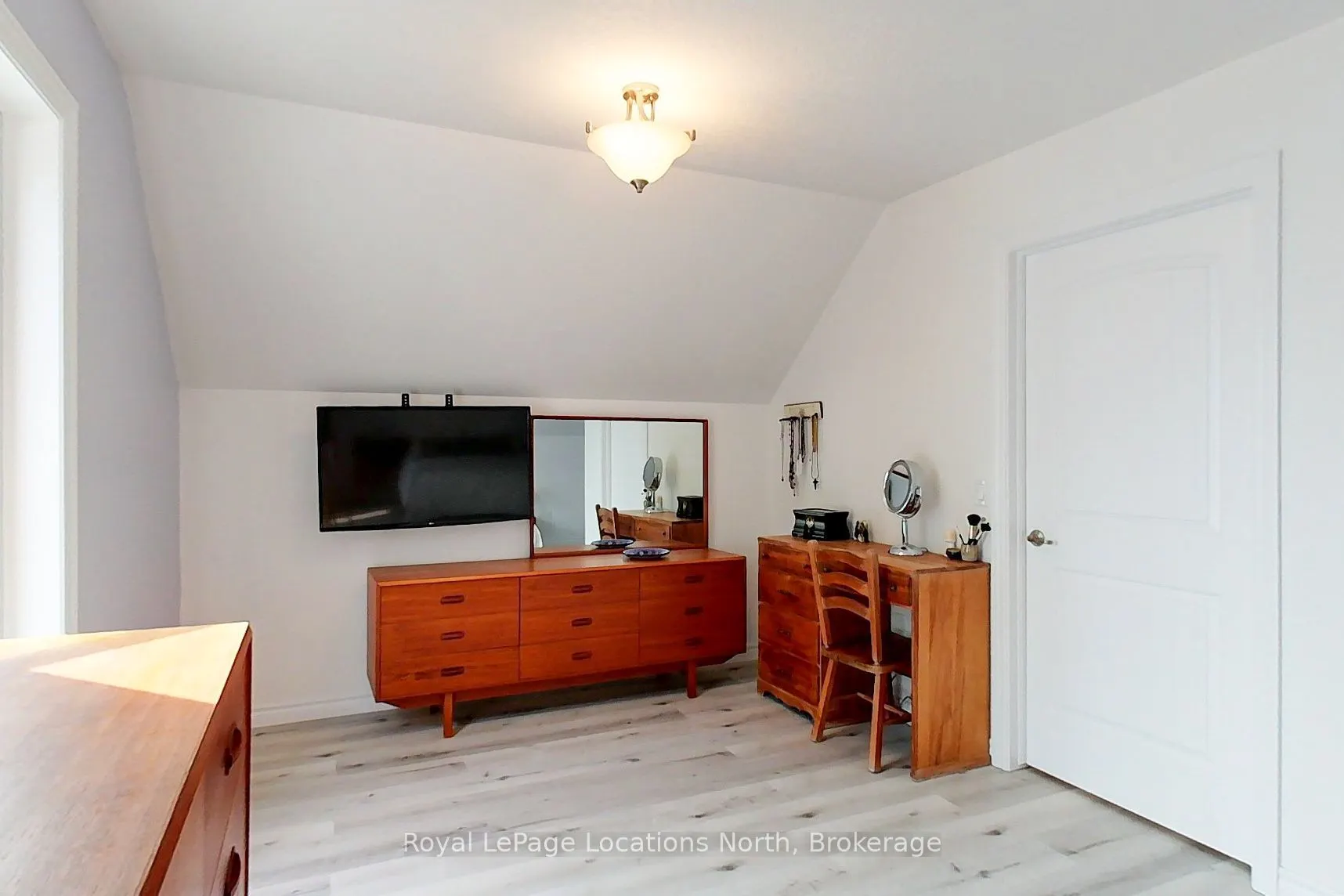 108 Georgian Beach Lane
