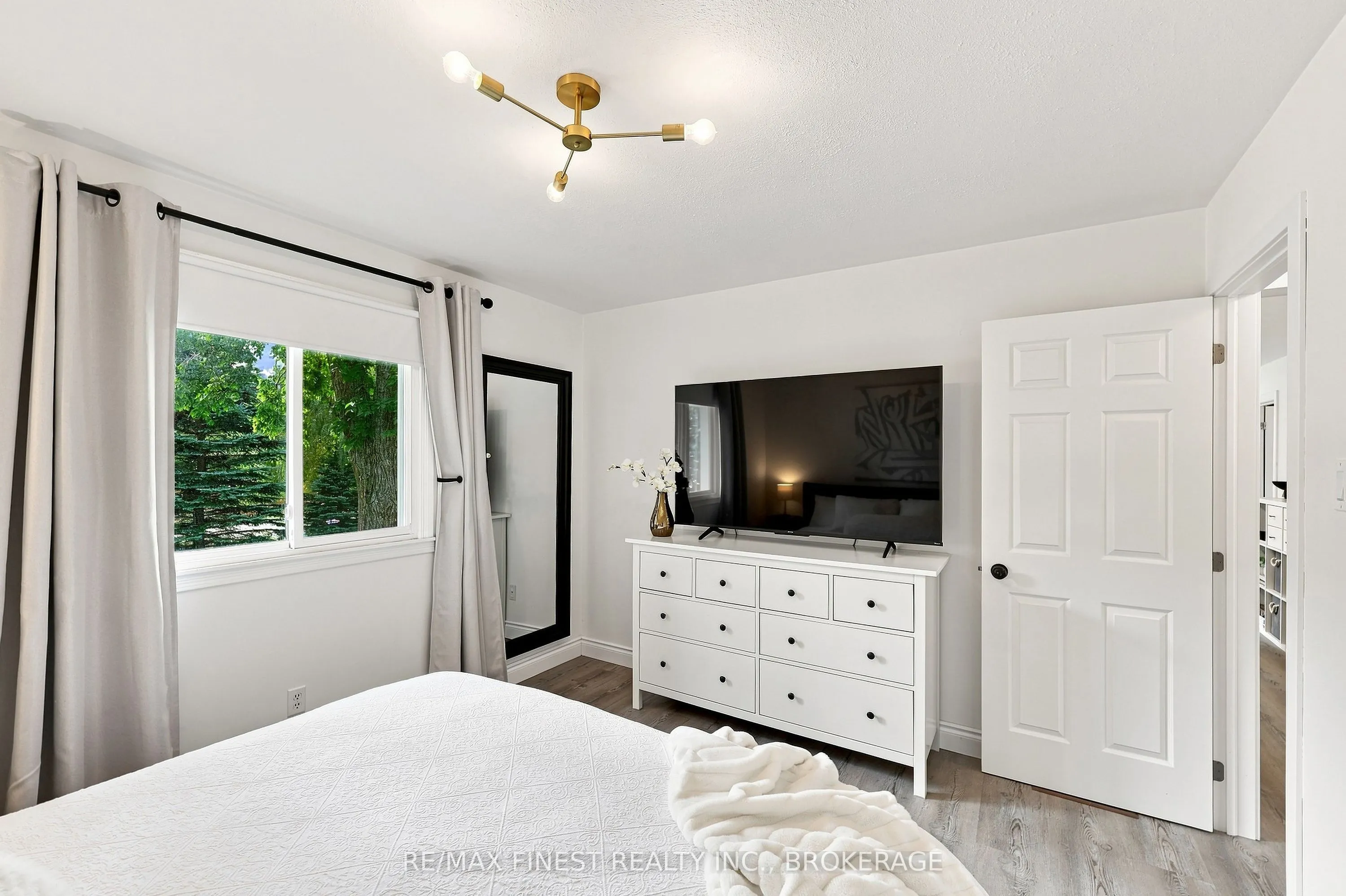 3420 Round Lake Road
