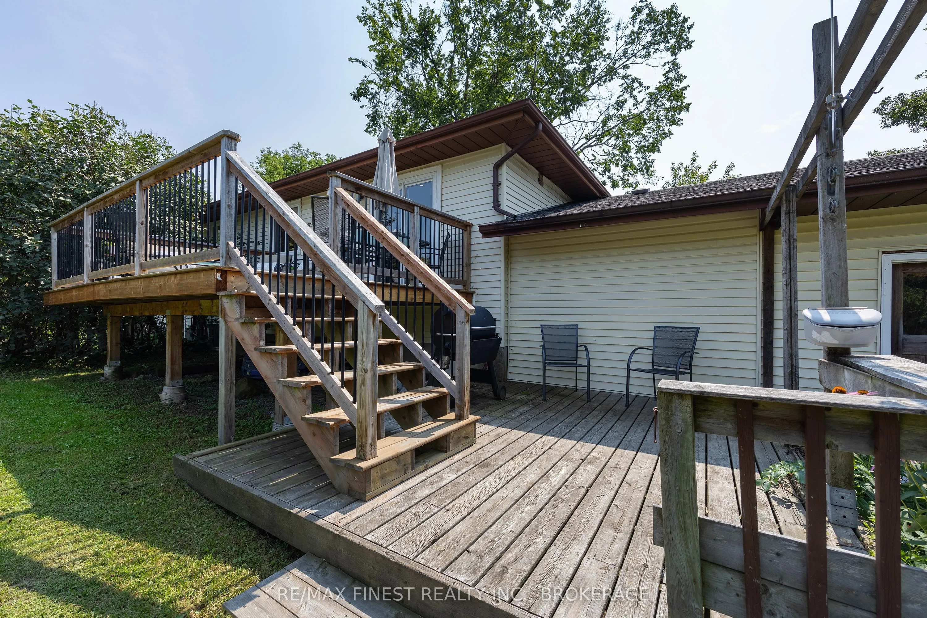 3420 Round Lake Road