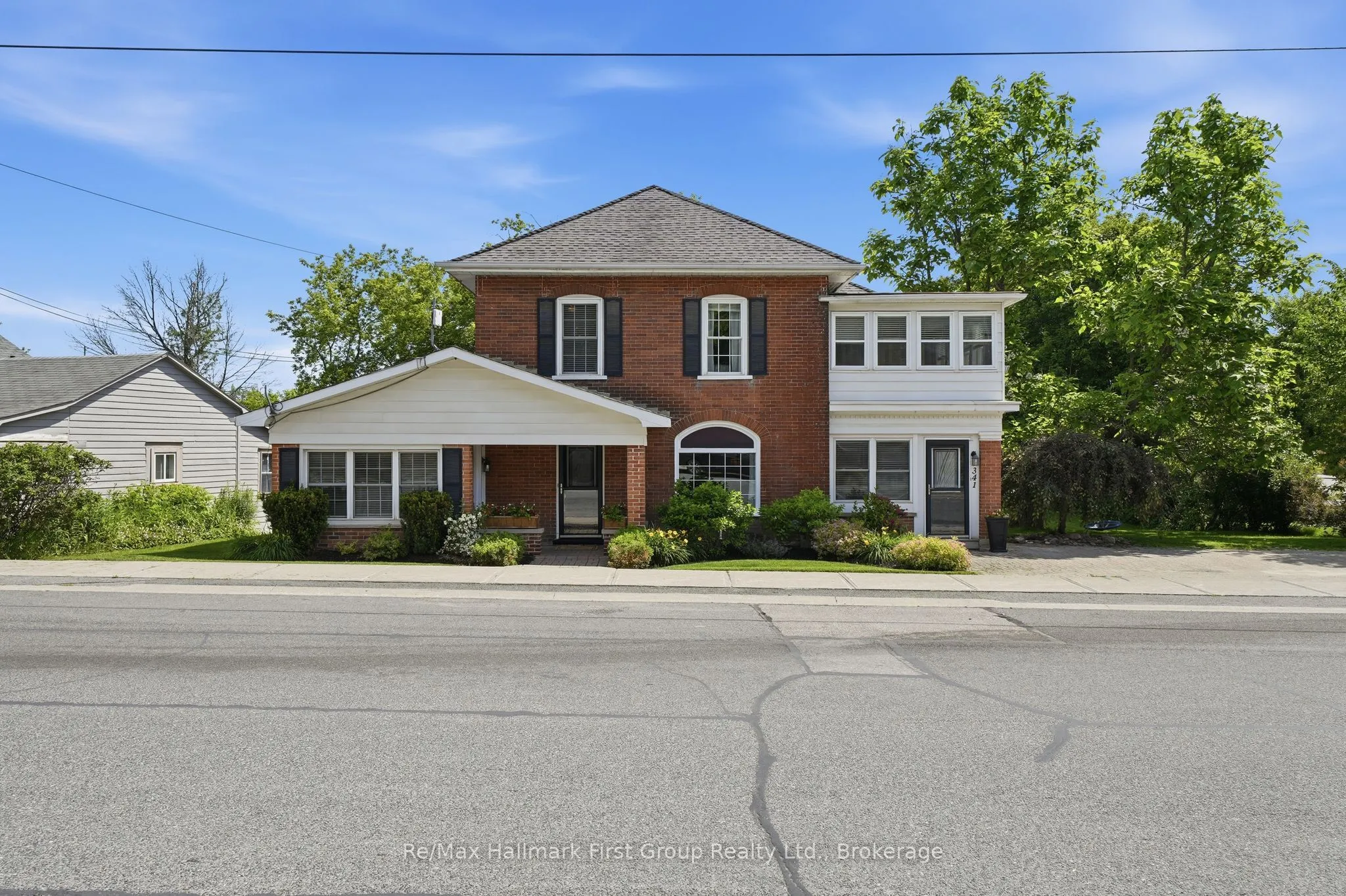341 Metcalf Street