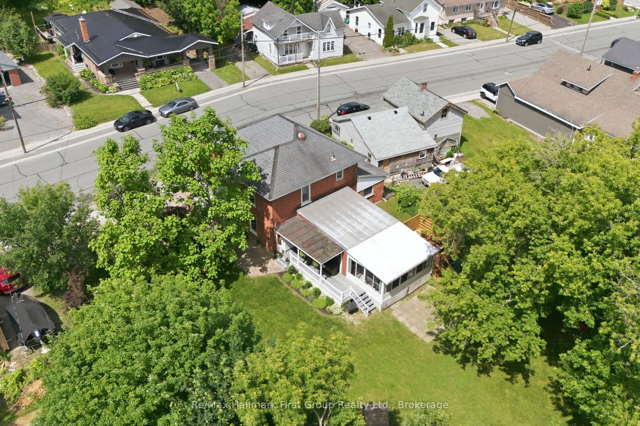 341 Metcalf Street