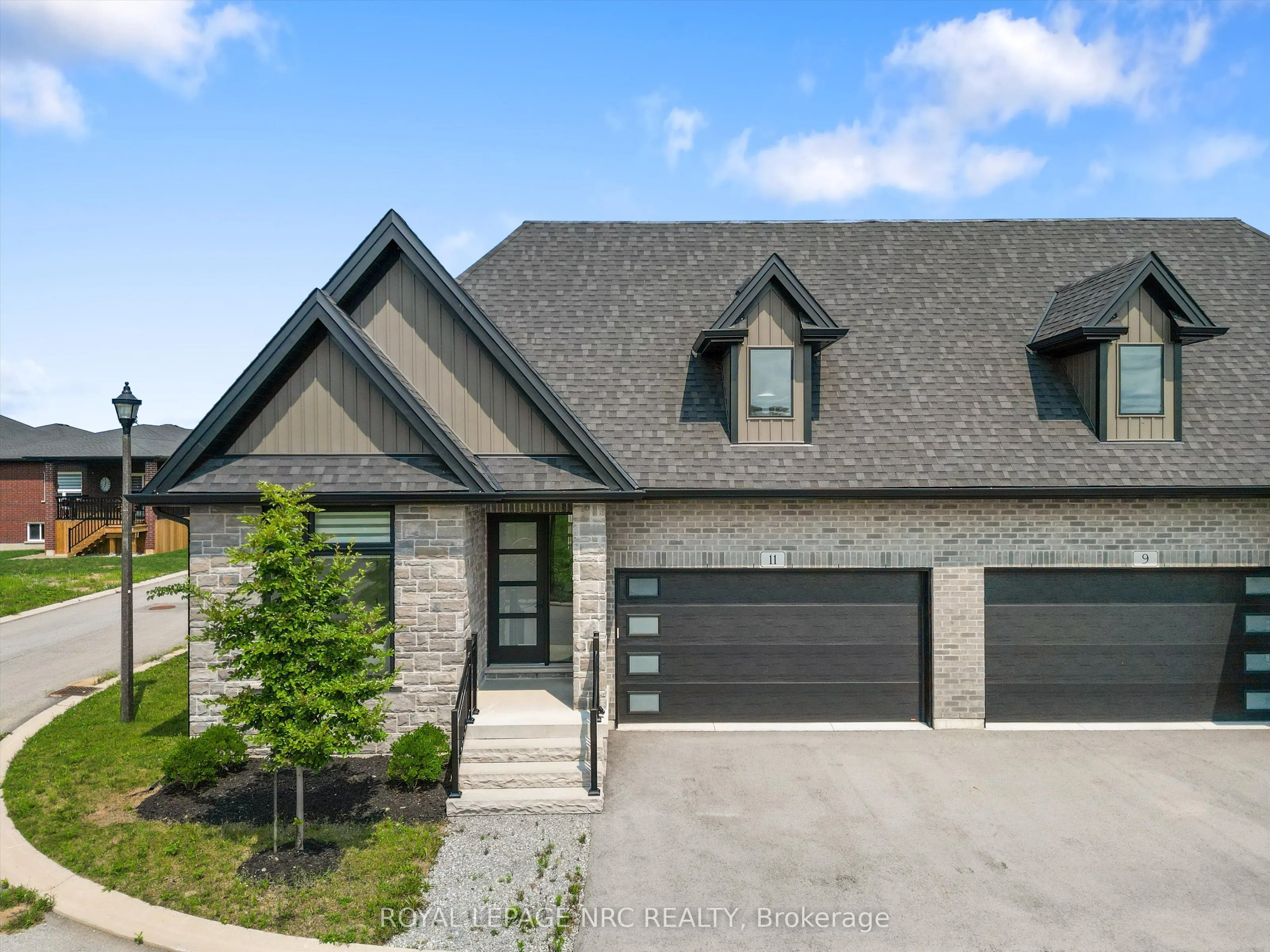 11 Primrose Street #12