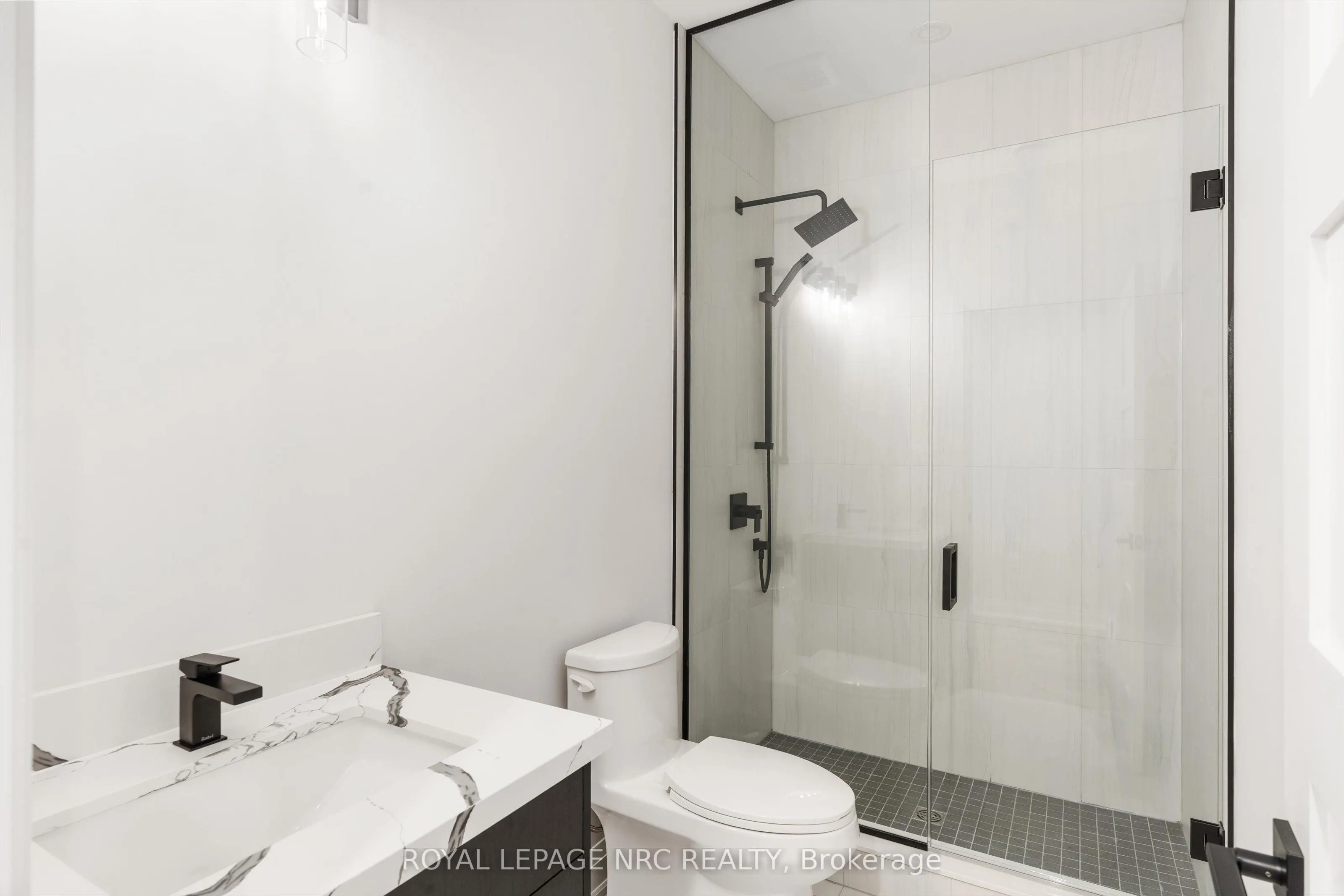 11 Primrose Street #12