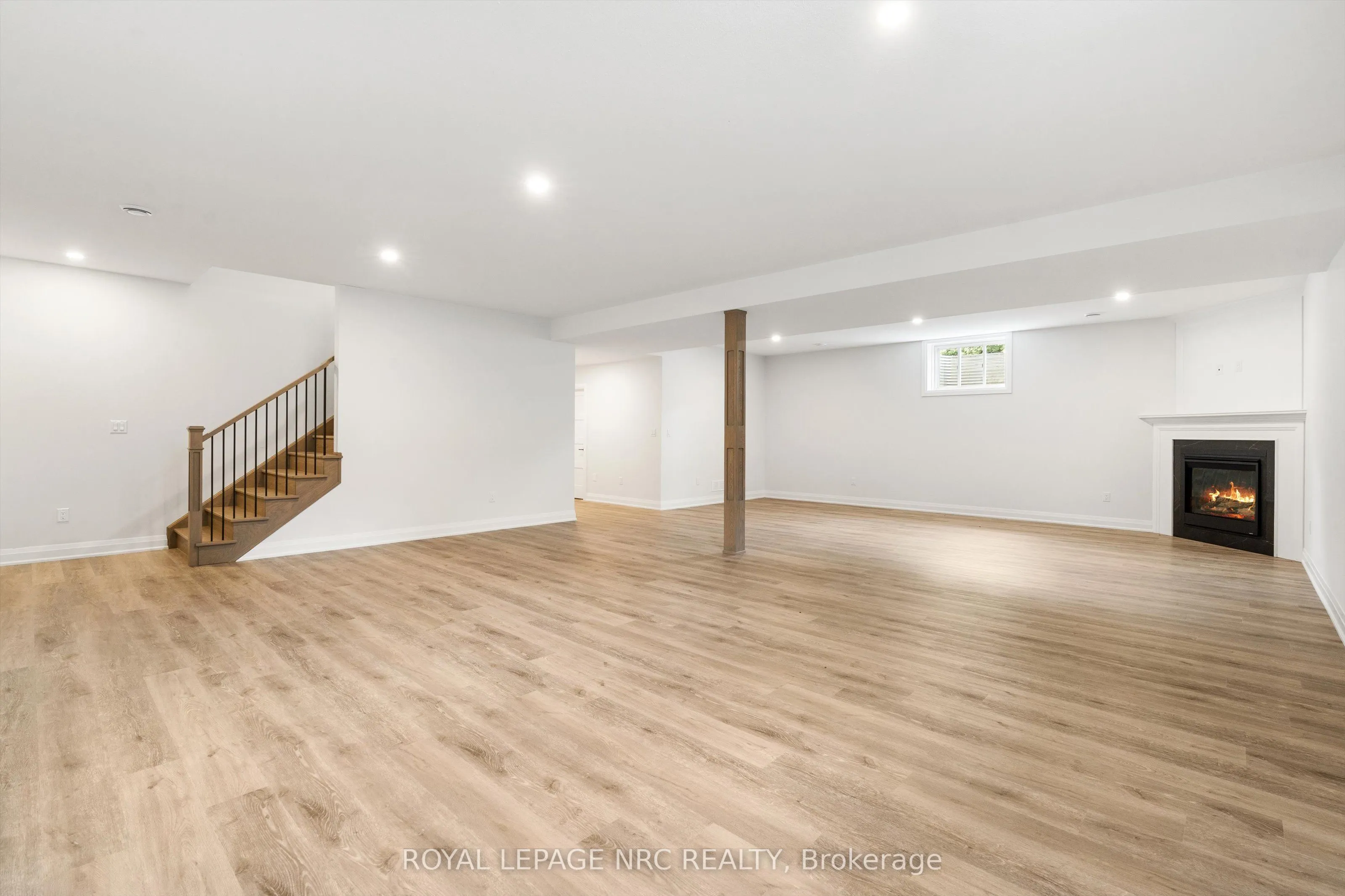 11 Primrose Street #12