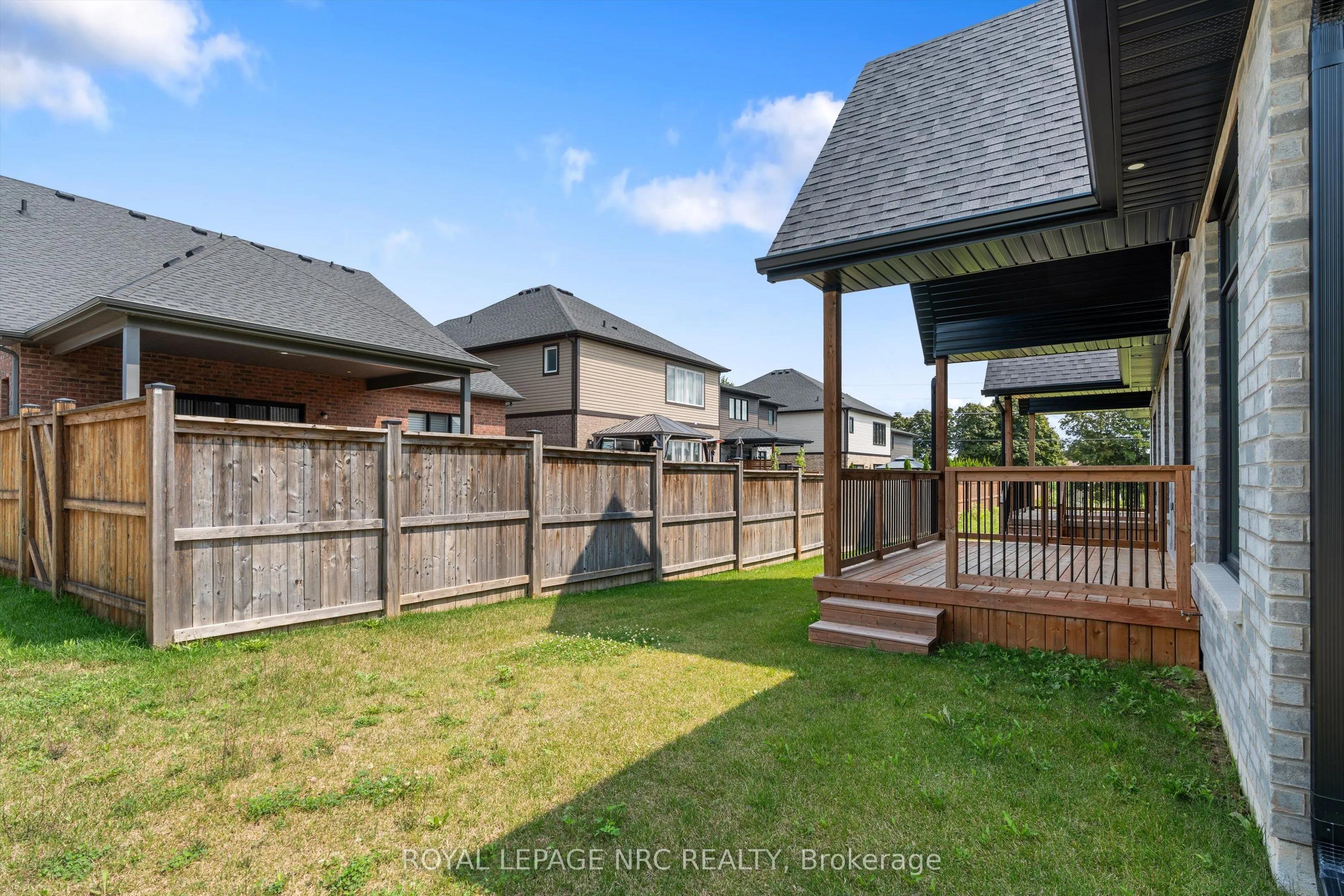 11 Primrose Street #12