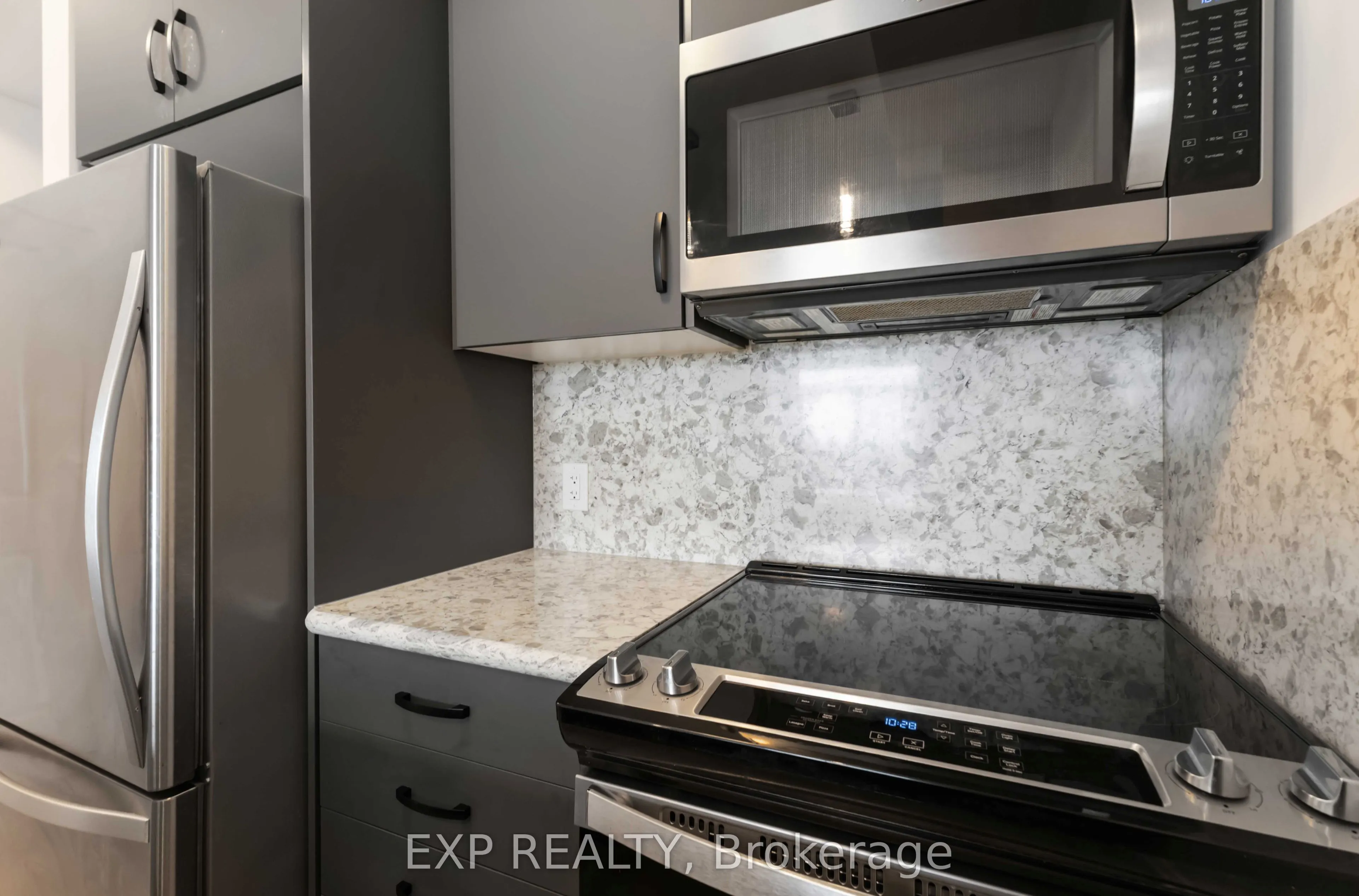 450 Dundas Street E #Unit # 601