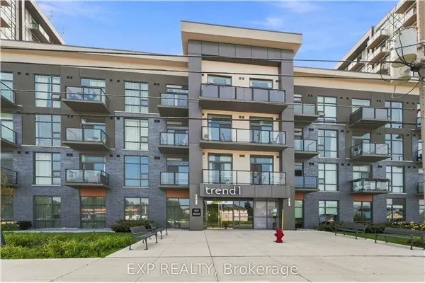 450 Dundas Street E