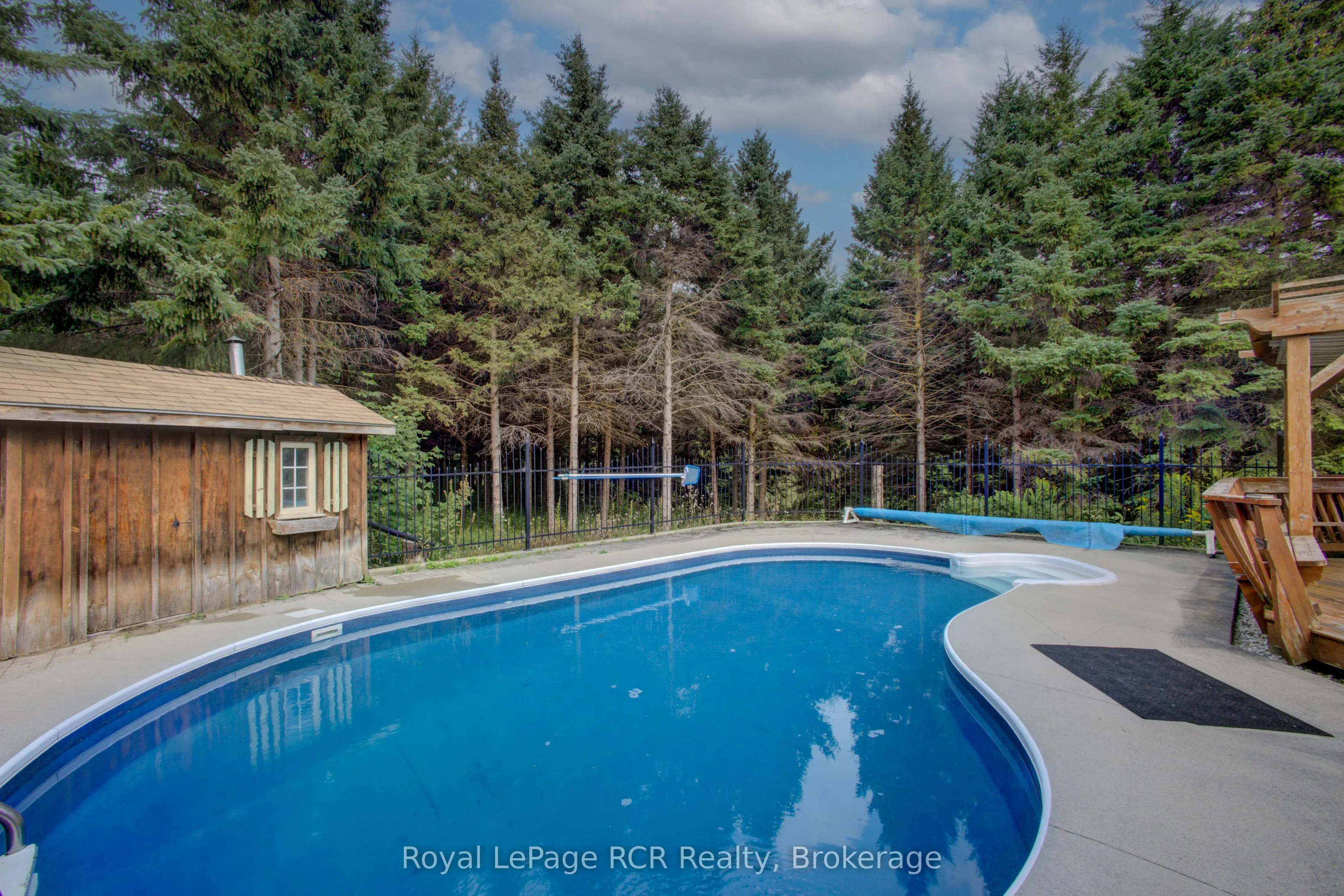 8187 Wellington Road 109 Road