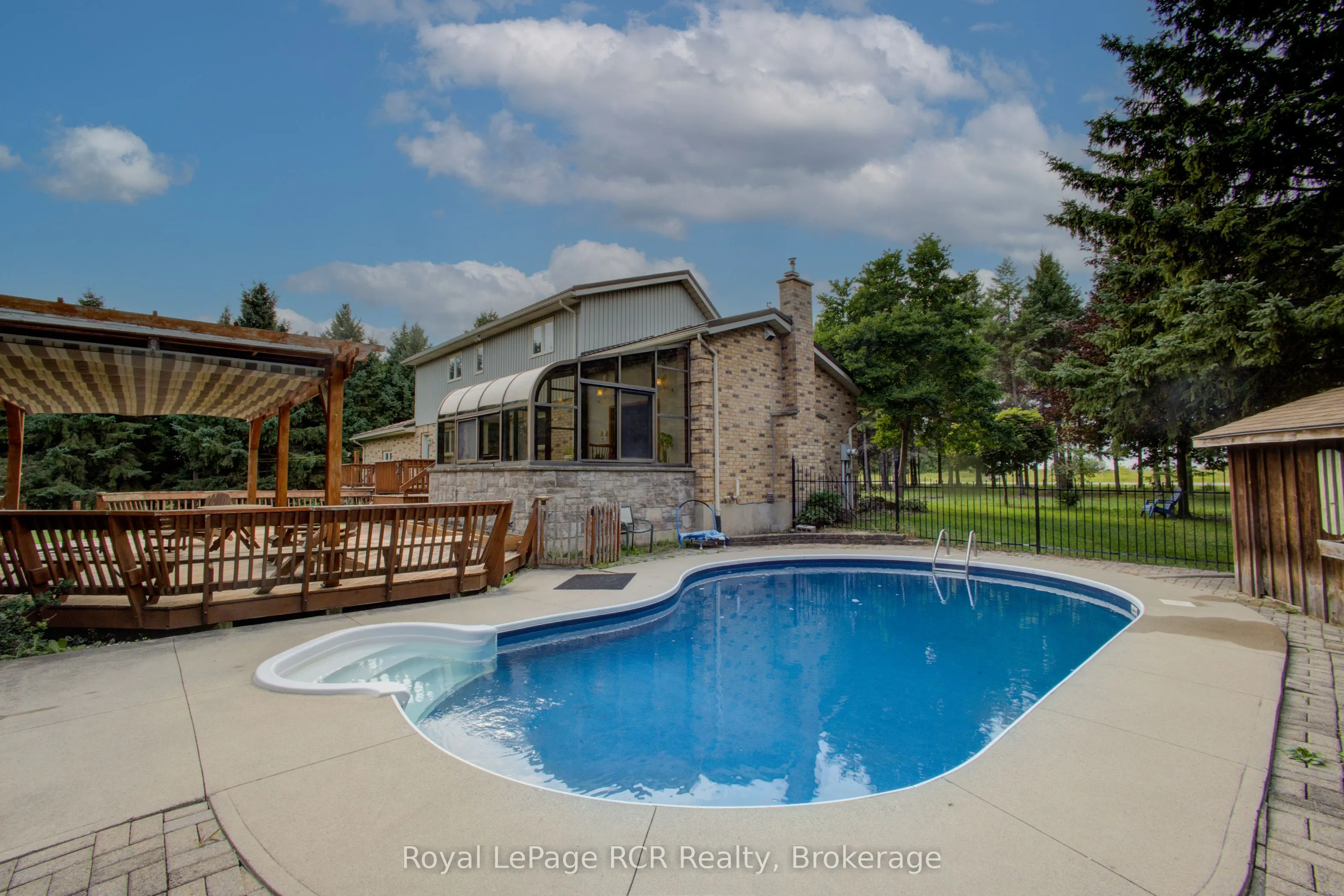 8187 Wellington Road 109 Road