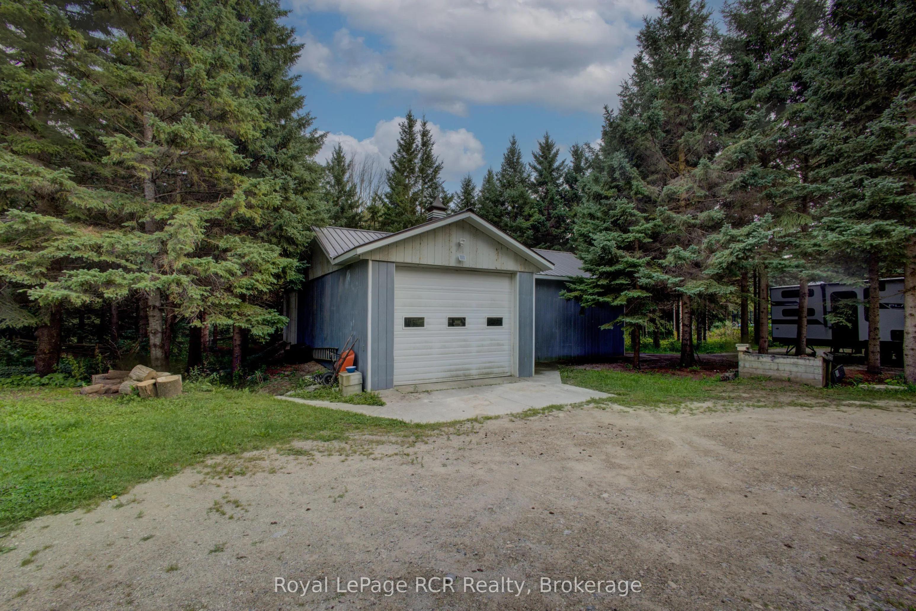 8187 Wellington Road 109 Road