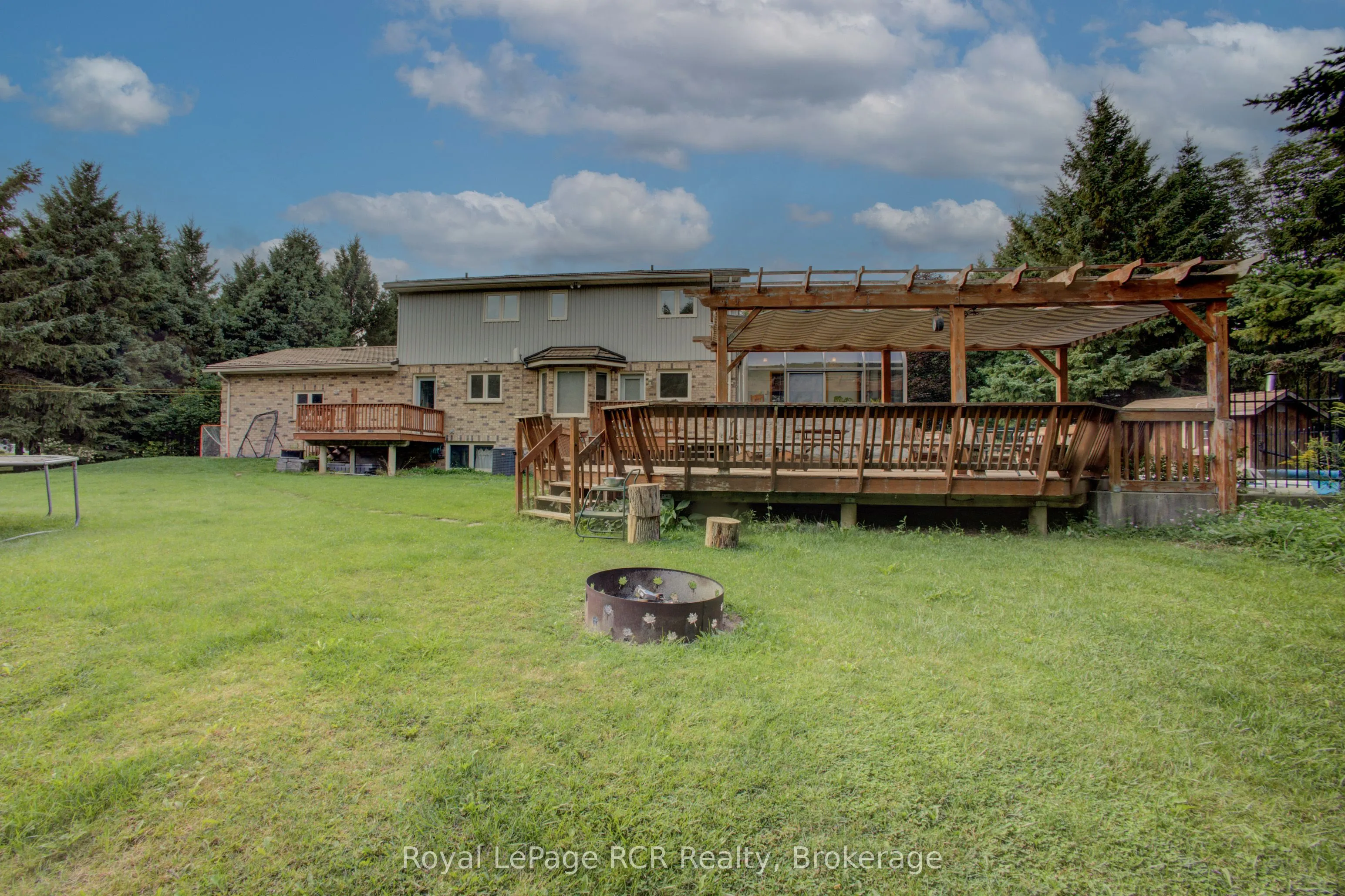 8187 Wellington Road 109 Road
