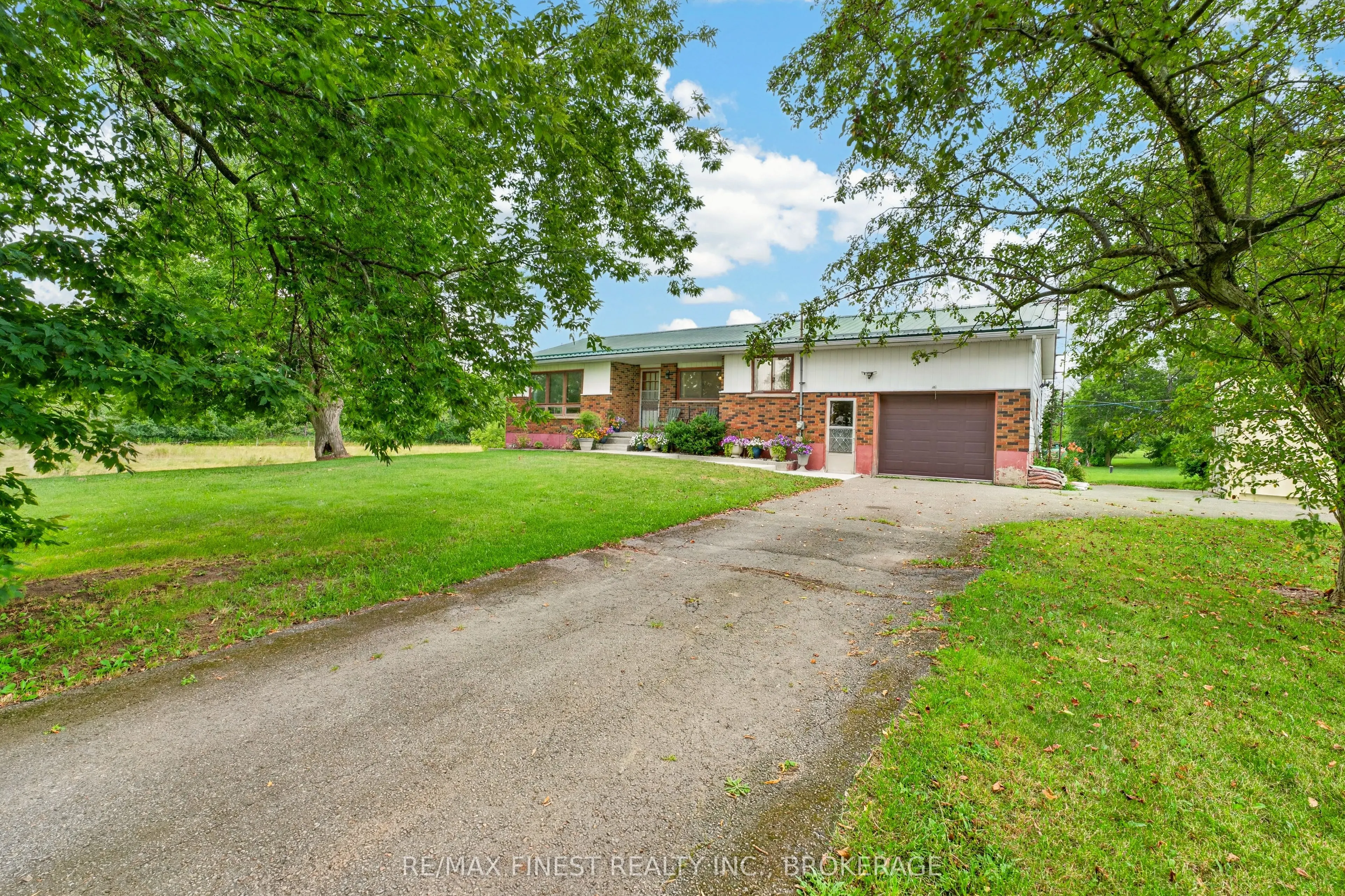 607 Fitchett Road