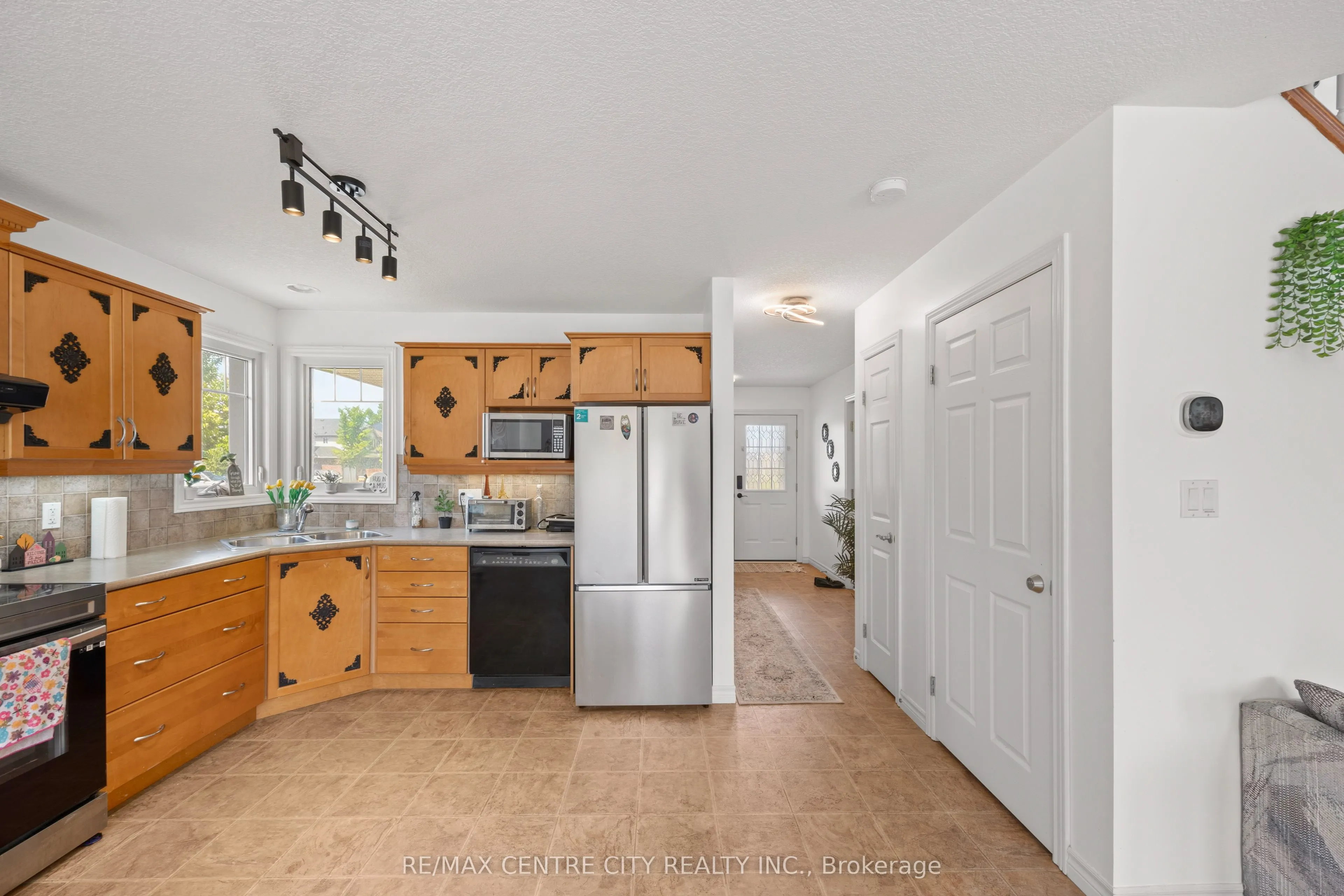 2 Fenwick Court