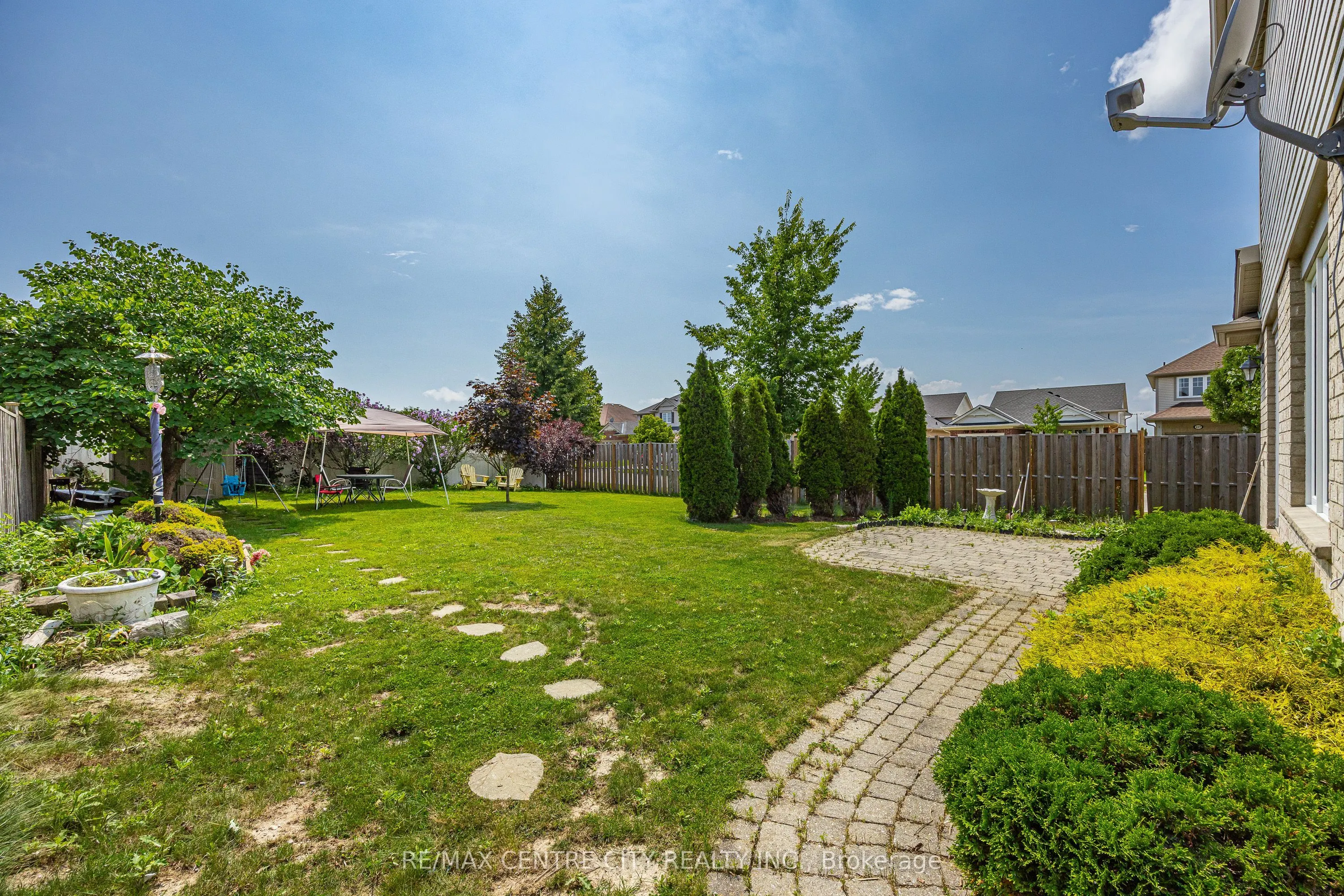 2 Fenwick Court