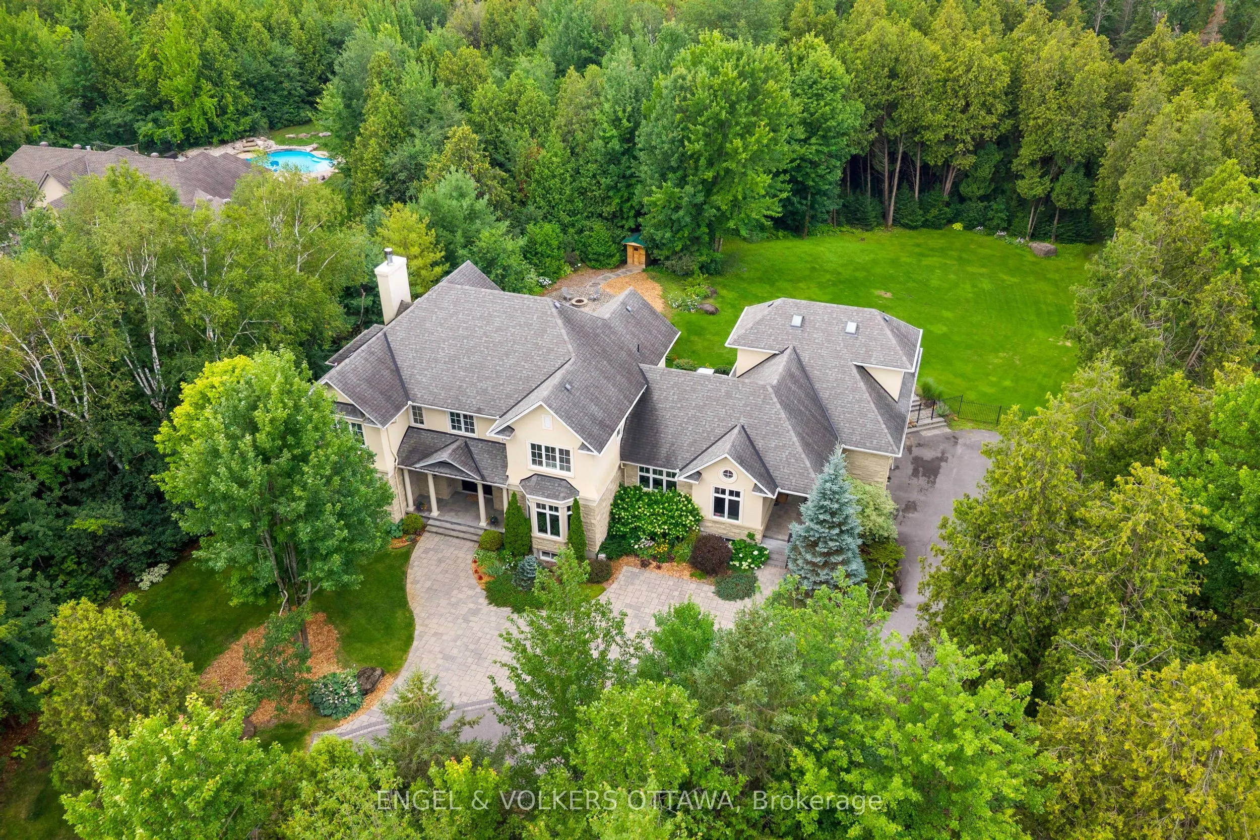 1408 Blackhorse Court