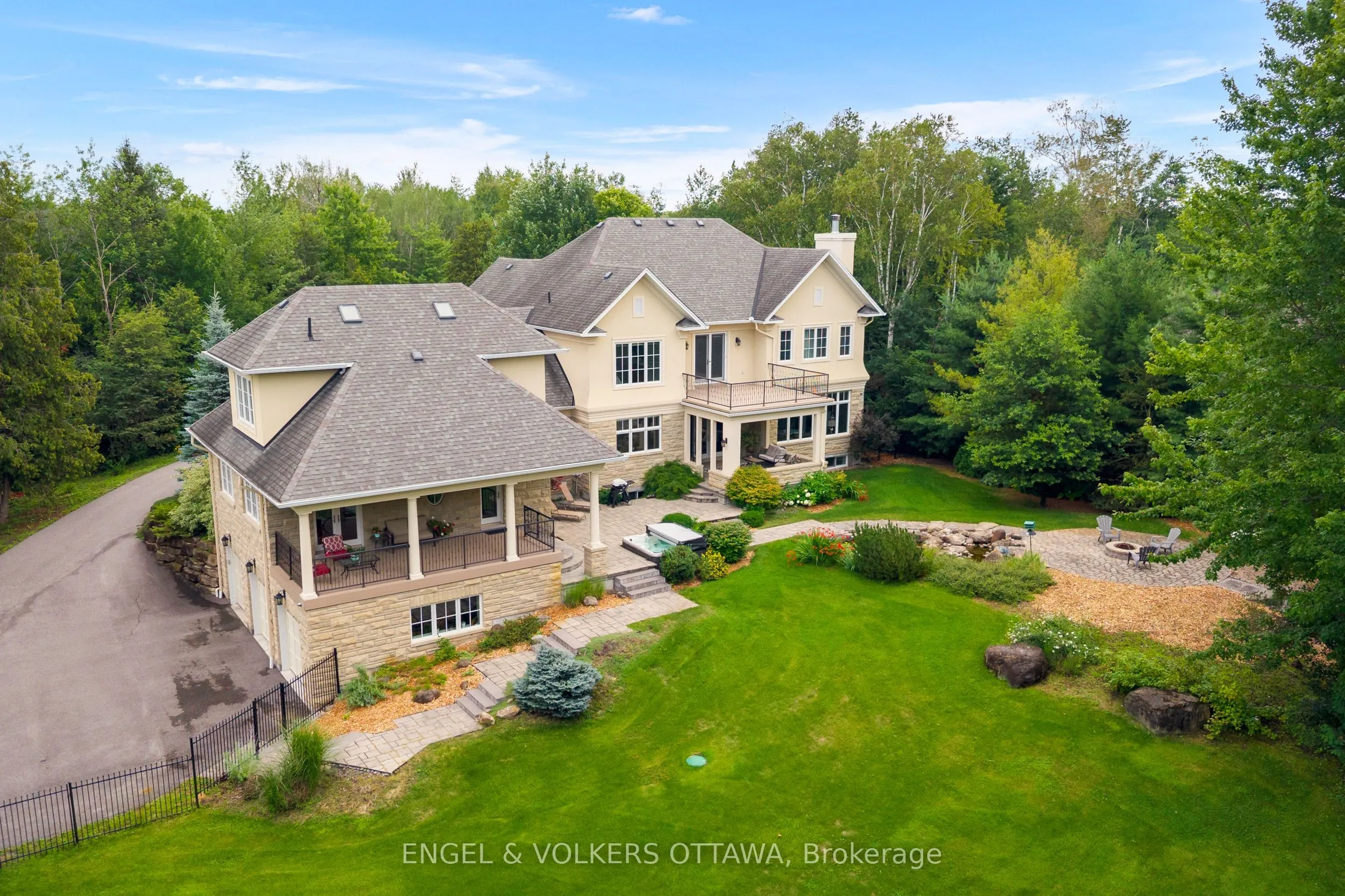 1408 Blackhorse Court