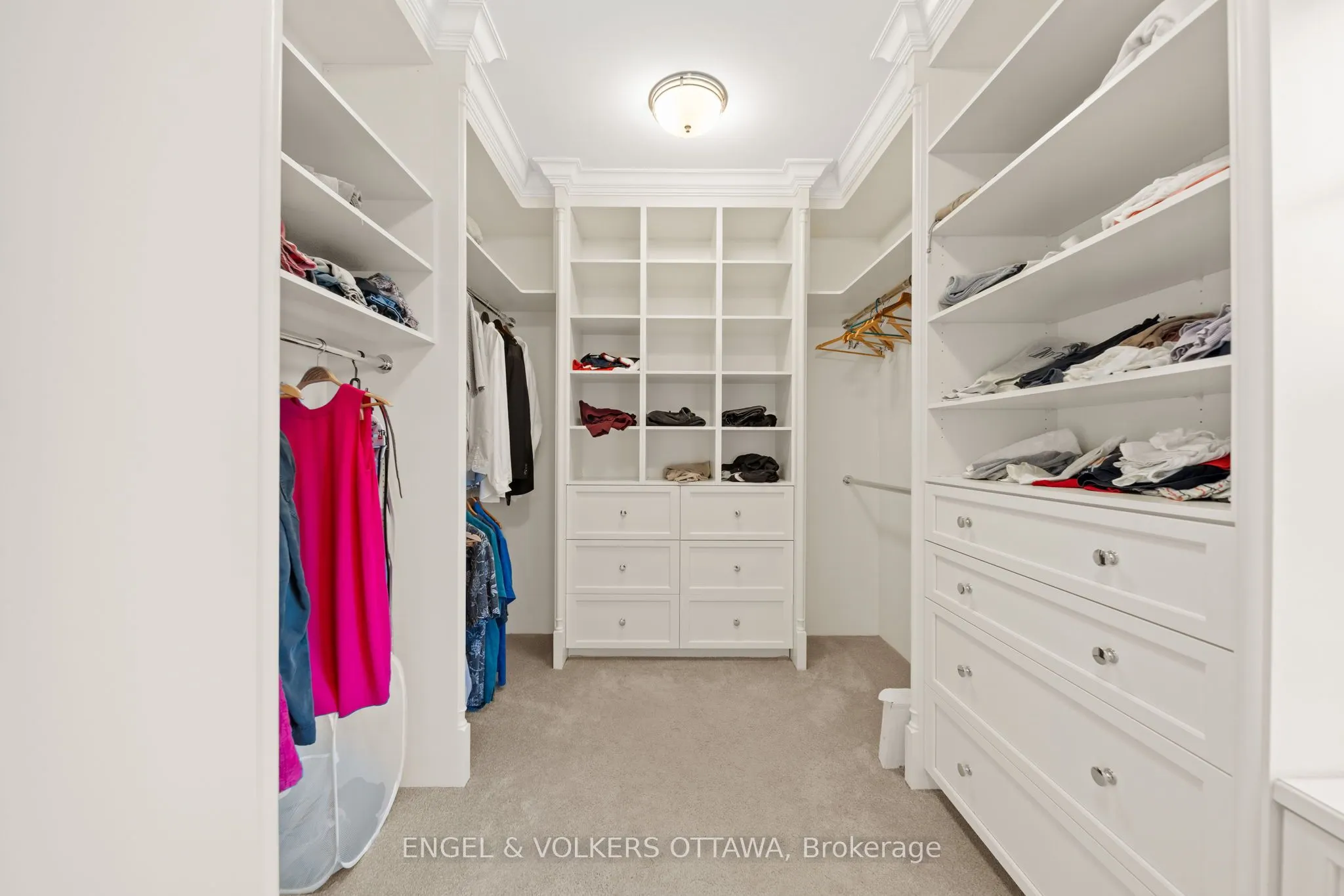 1408 Blackhorse Court