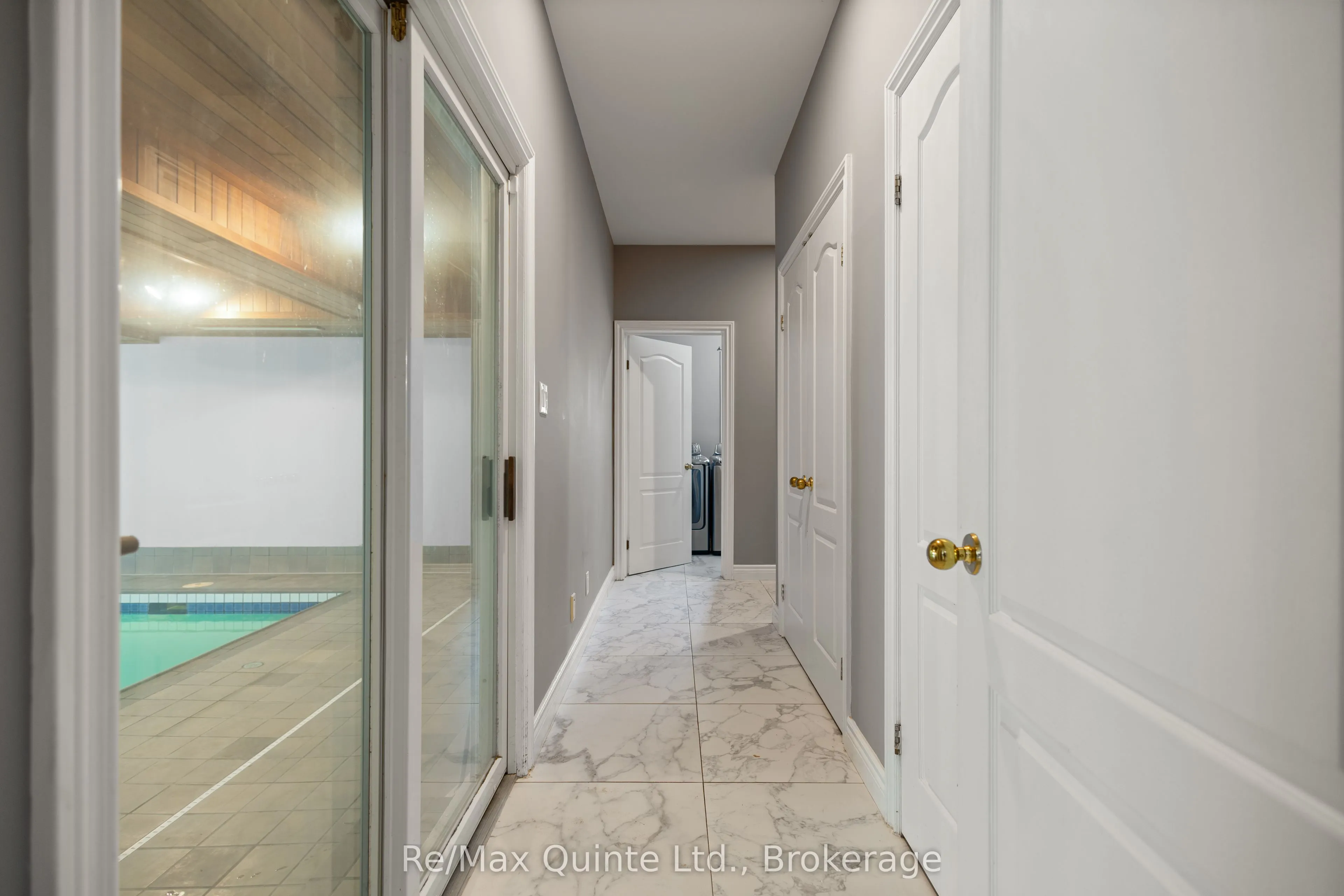 17 Applewood Court