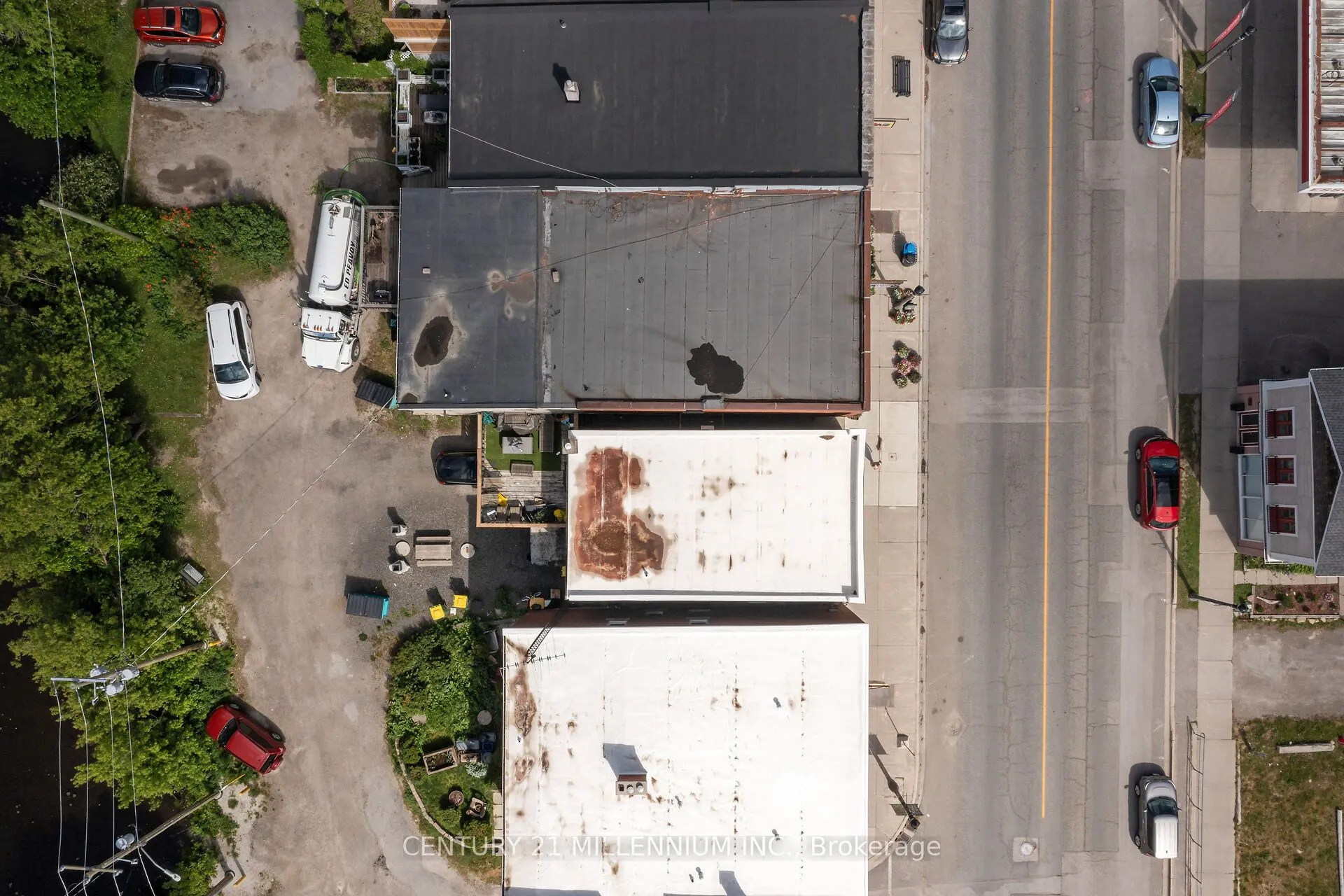 52 Main Street