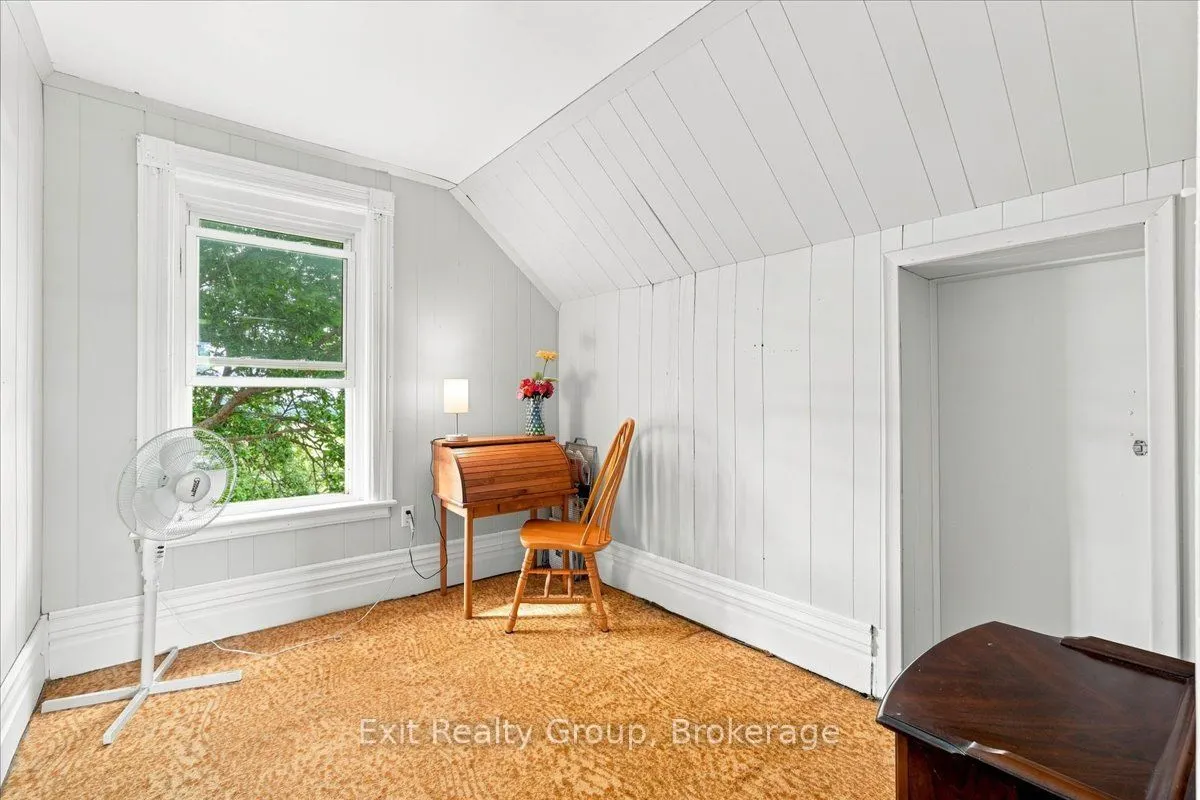 678 Squire Road