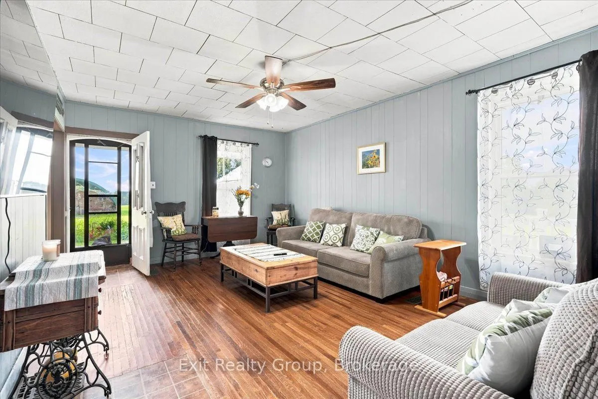 678 Squire Road