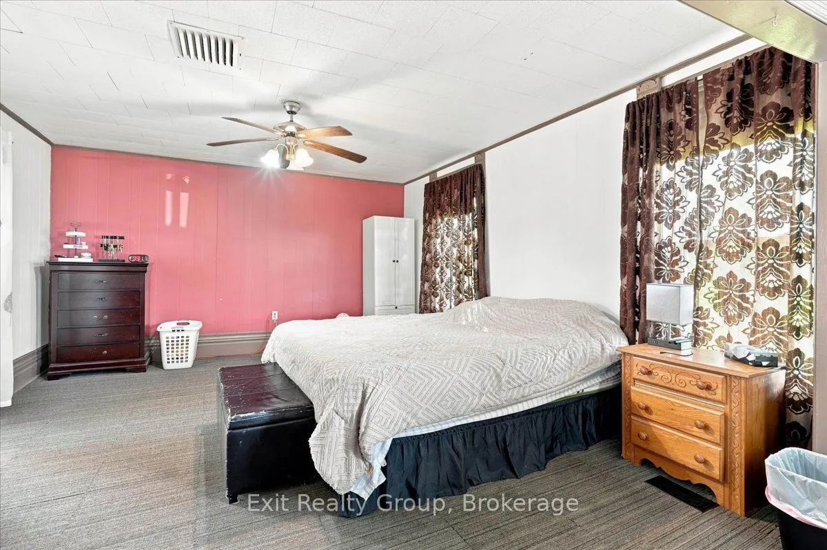 678 Squire Road