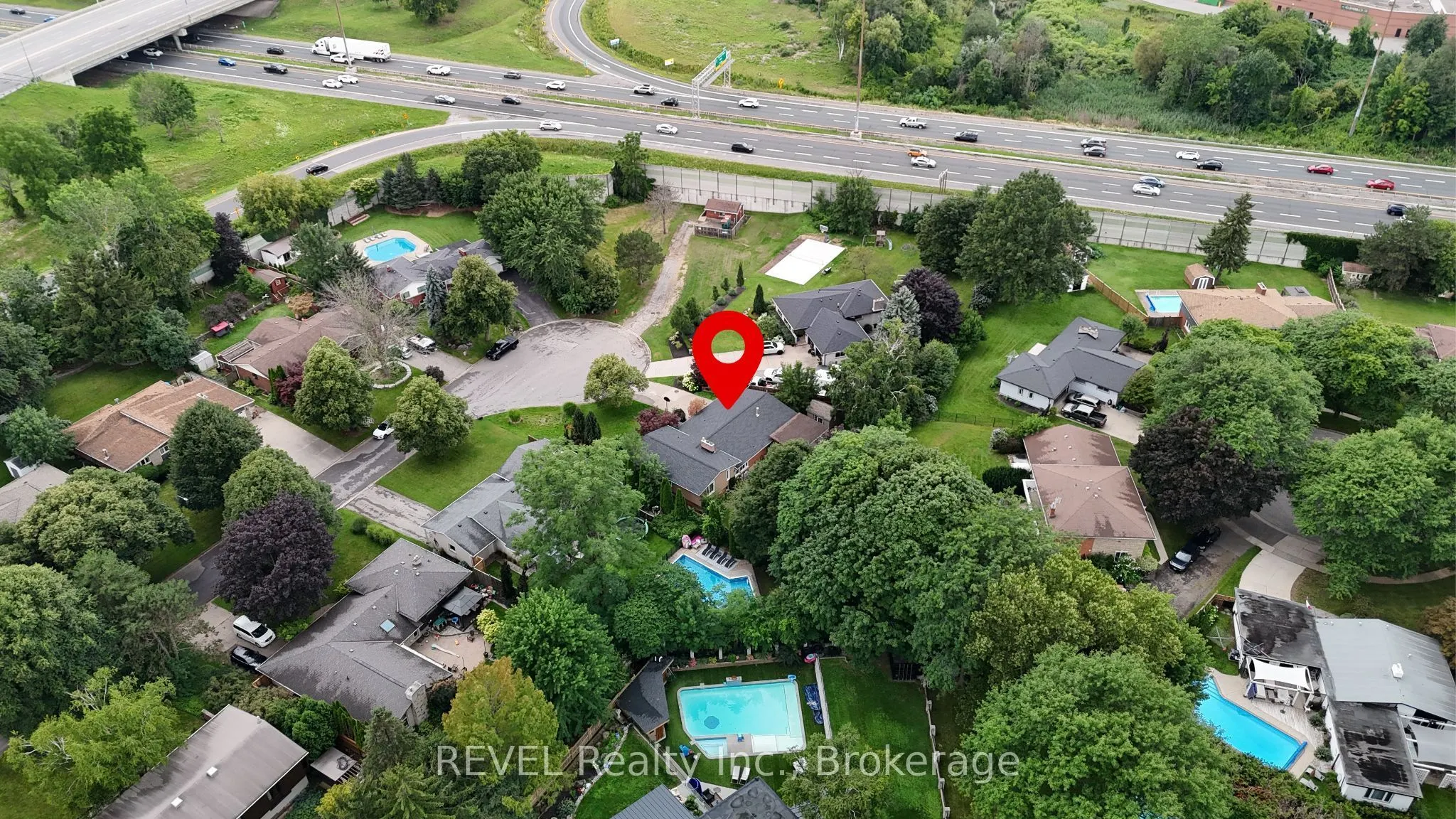 7285 Rolling Acres Crescent