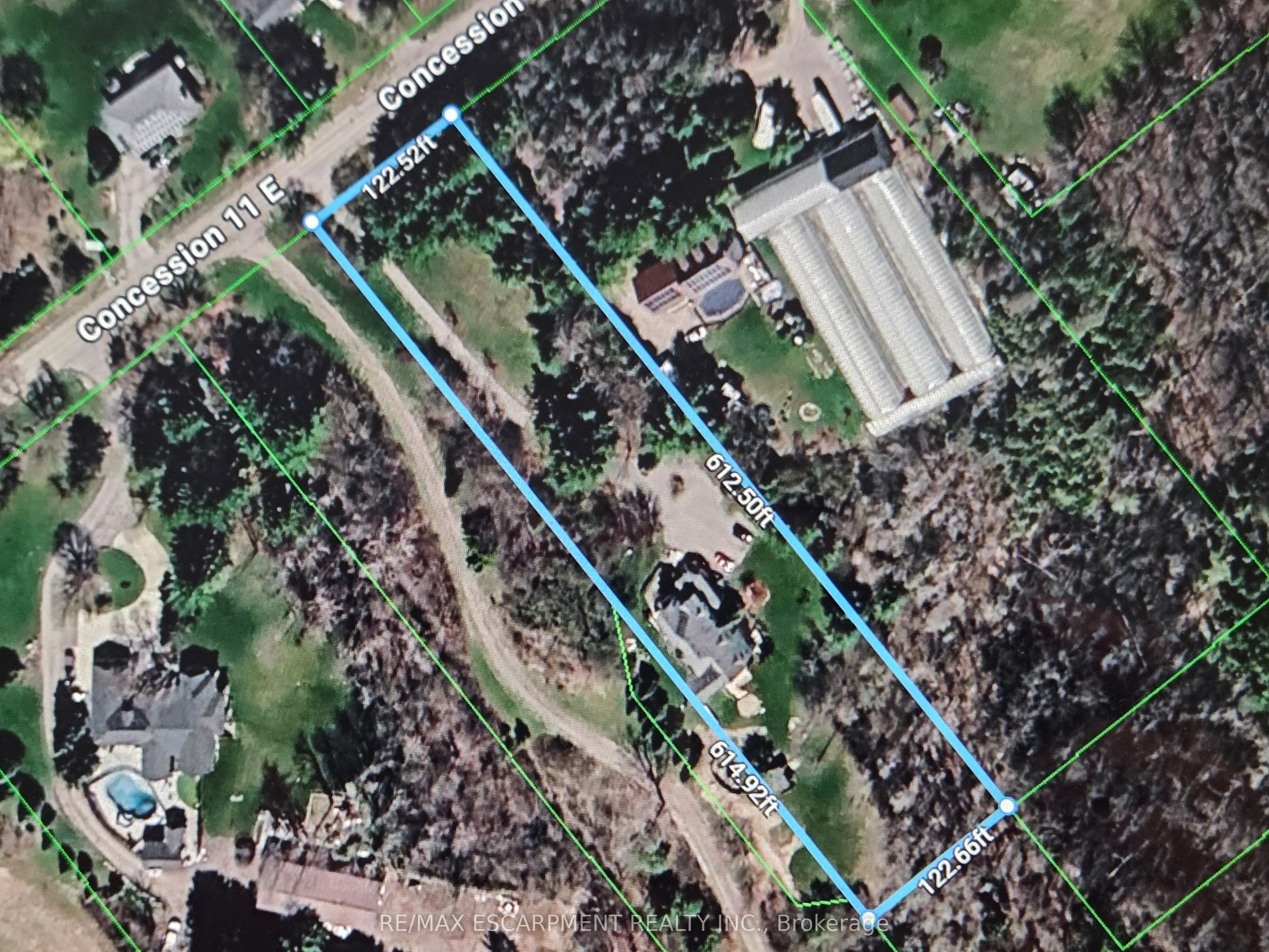 110 Concession 11 Road E