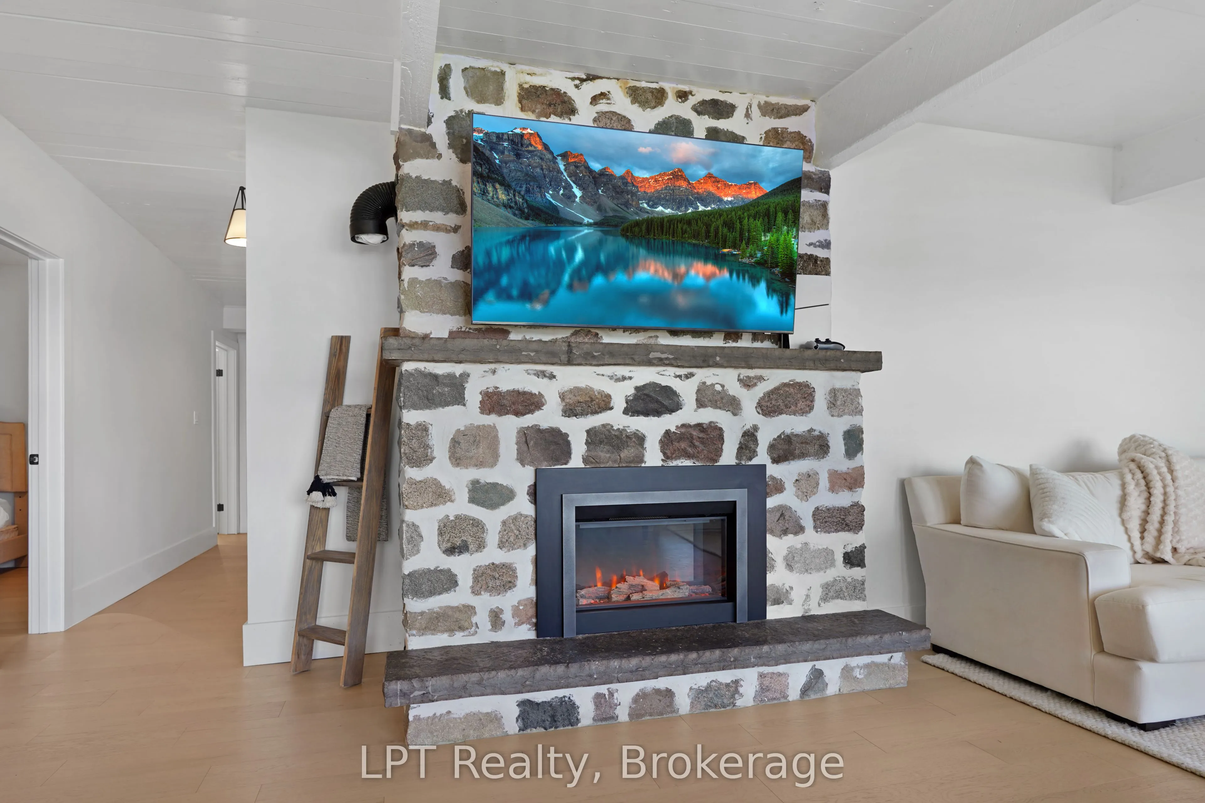 193 Tamarac Road