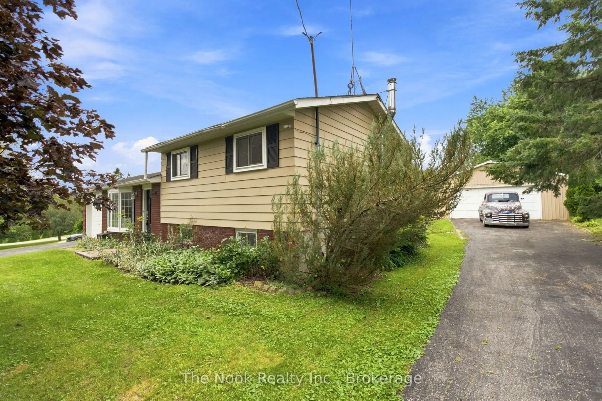 24 Cedar Ridge Drive