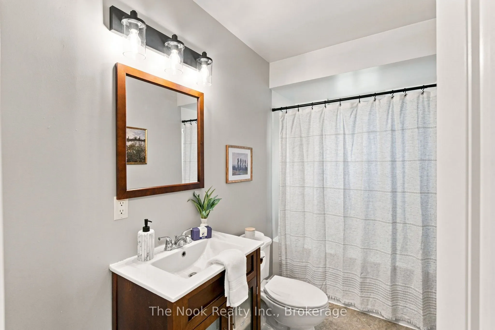 24 Cedar Ridge Drive