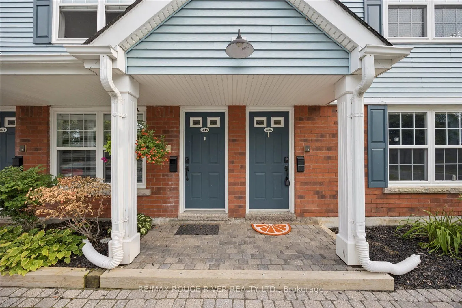 182 D'Arcy Street #F205