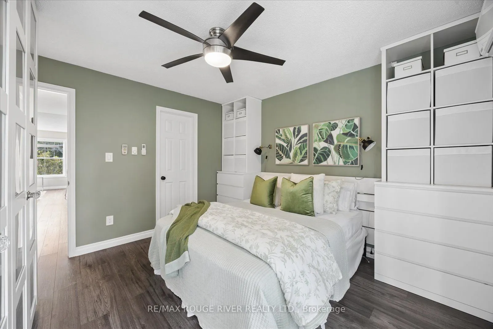 182 D'Arcy Street #F205