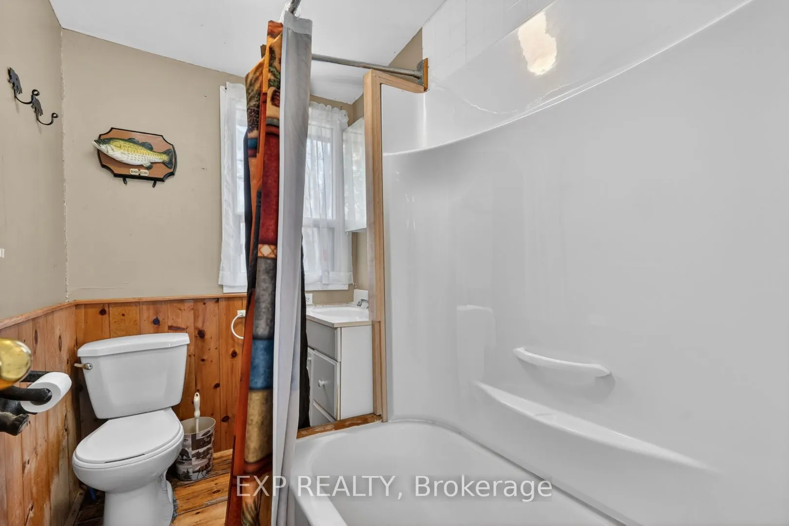 1039 Wonder Beach Road