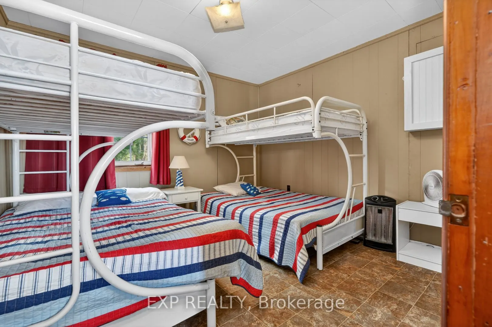 1039 Wonder Beach Road