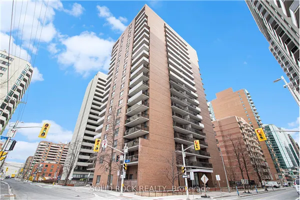 475 Laurier Avenue W #1204