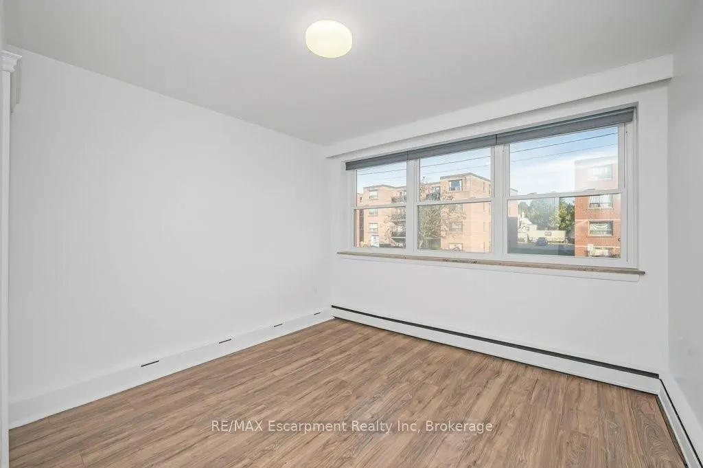 9 Grant Boulevard #201
