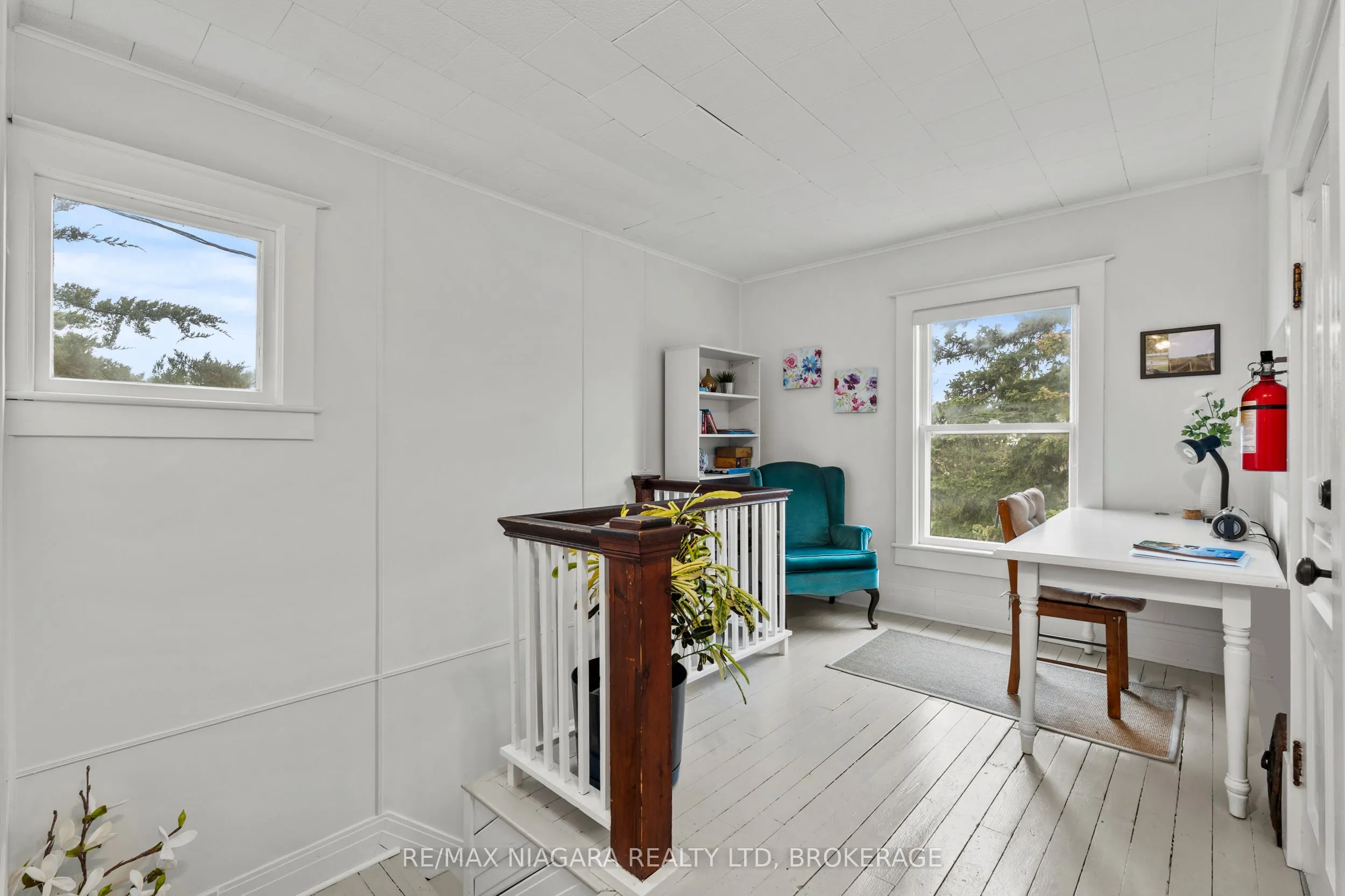1068 Niagara Stone Road