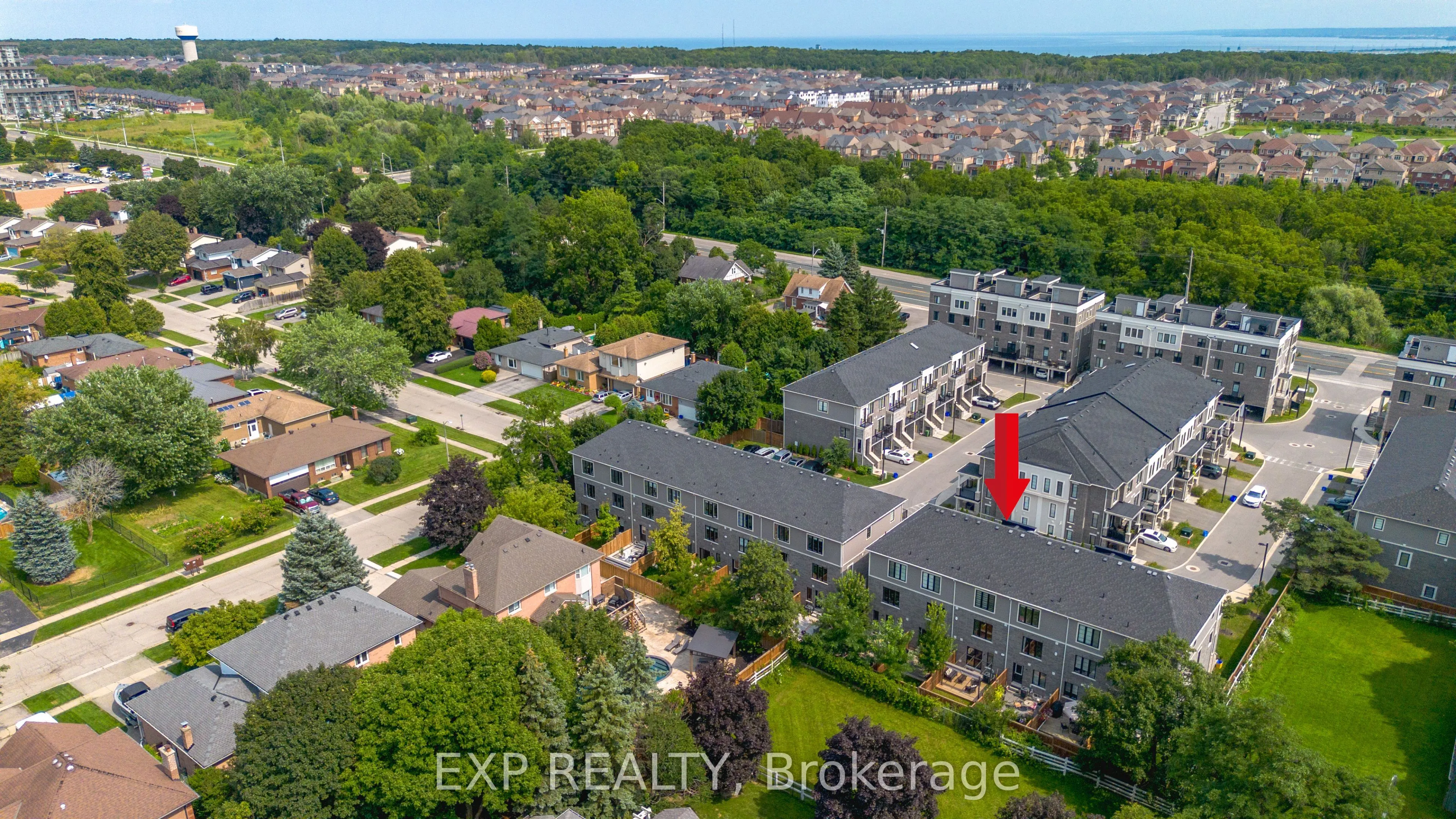 383 Dundas Street E #4
